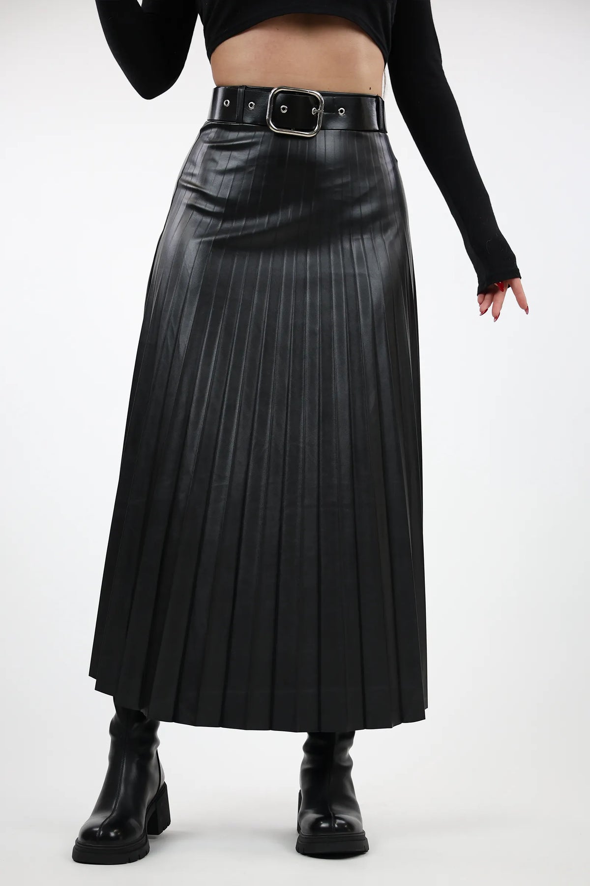 Fund pleated a line