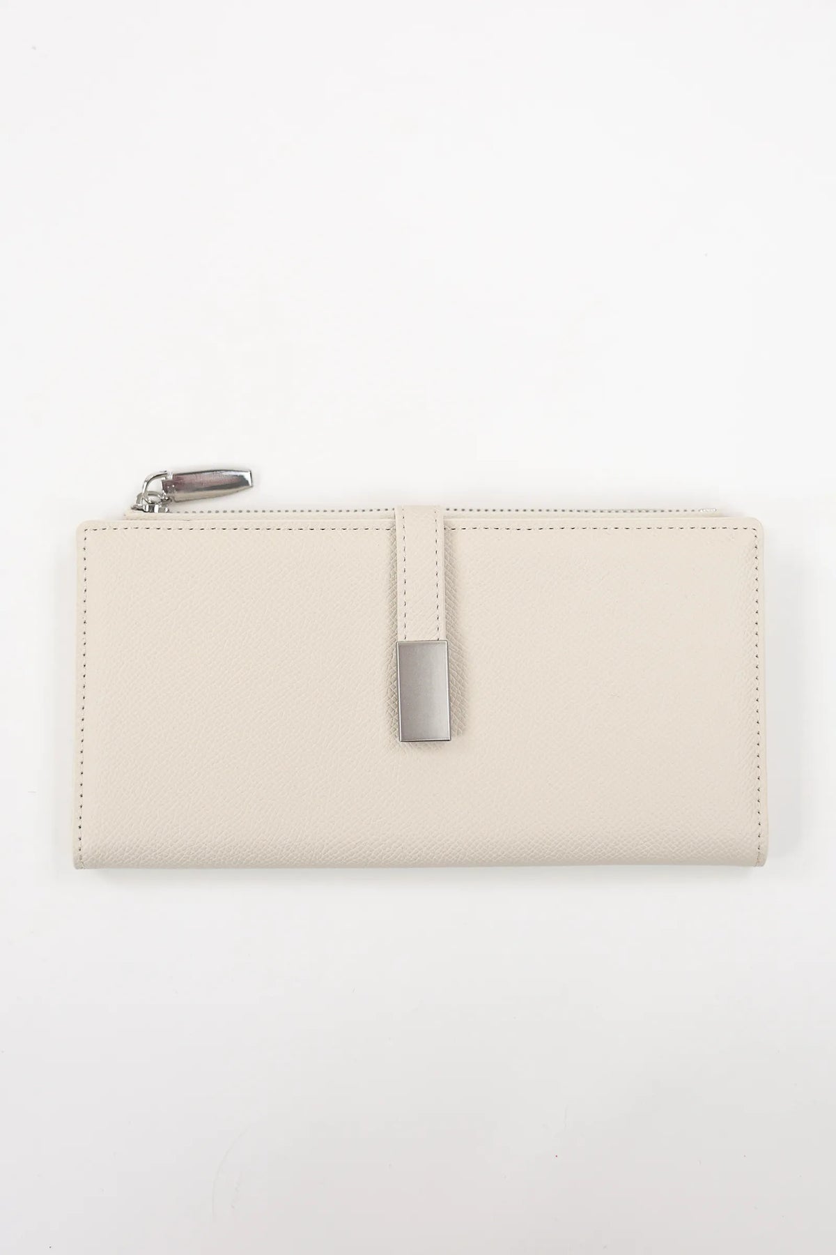 Kulete silver buckle
