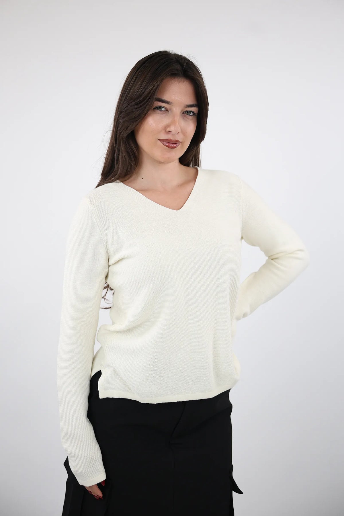Xhemper v neck
