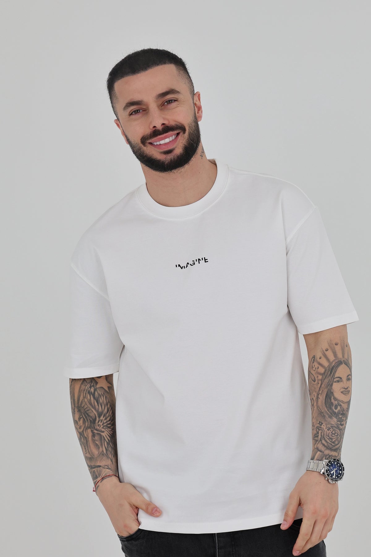 Maice small chest logo