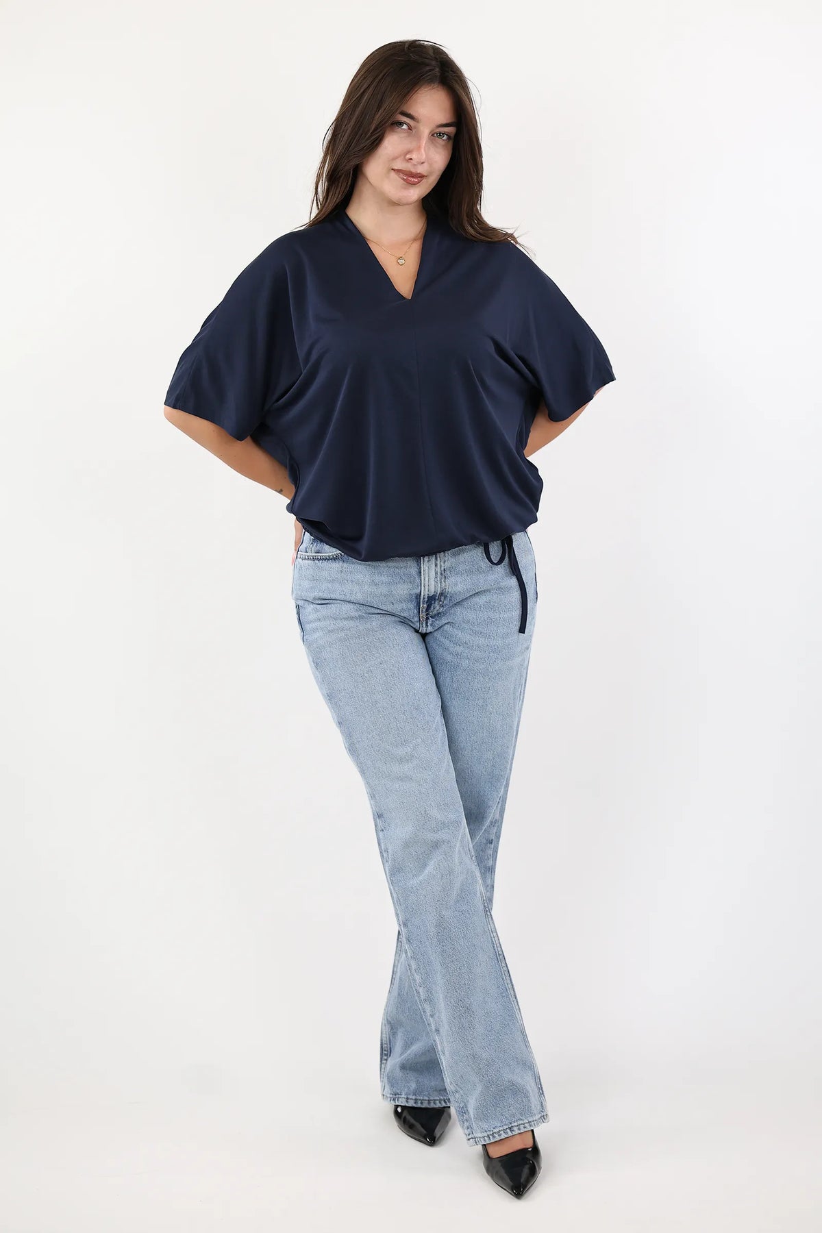Maice v neck