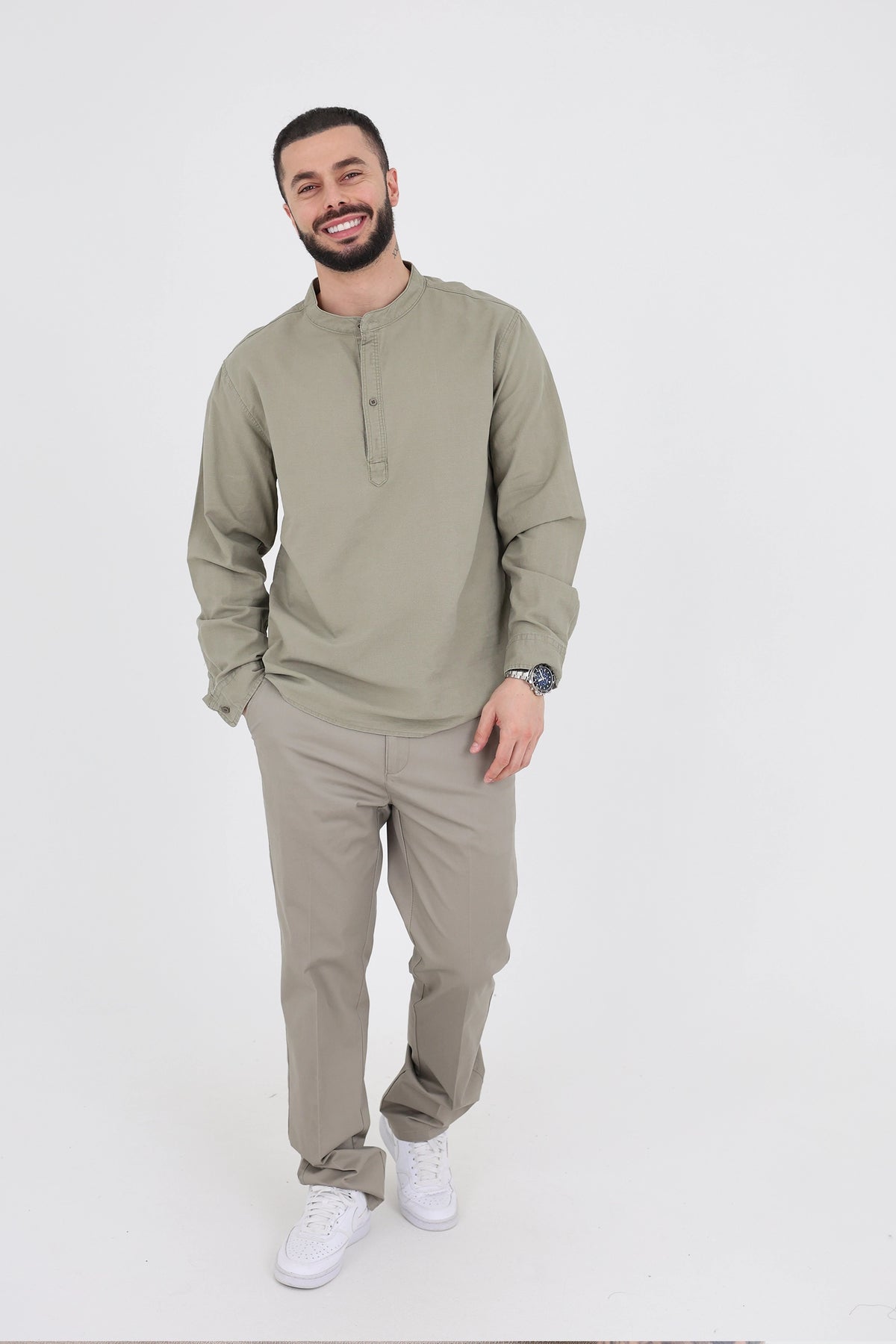 Kemishe Collar Popover