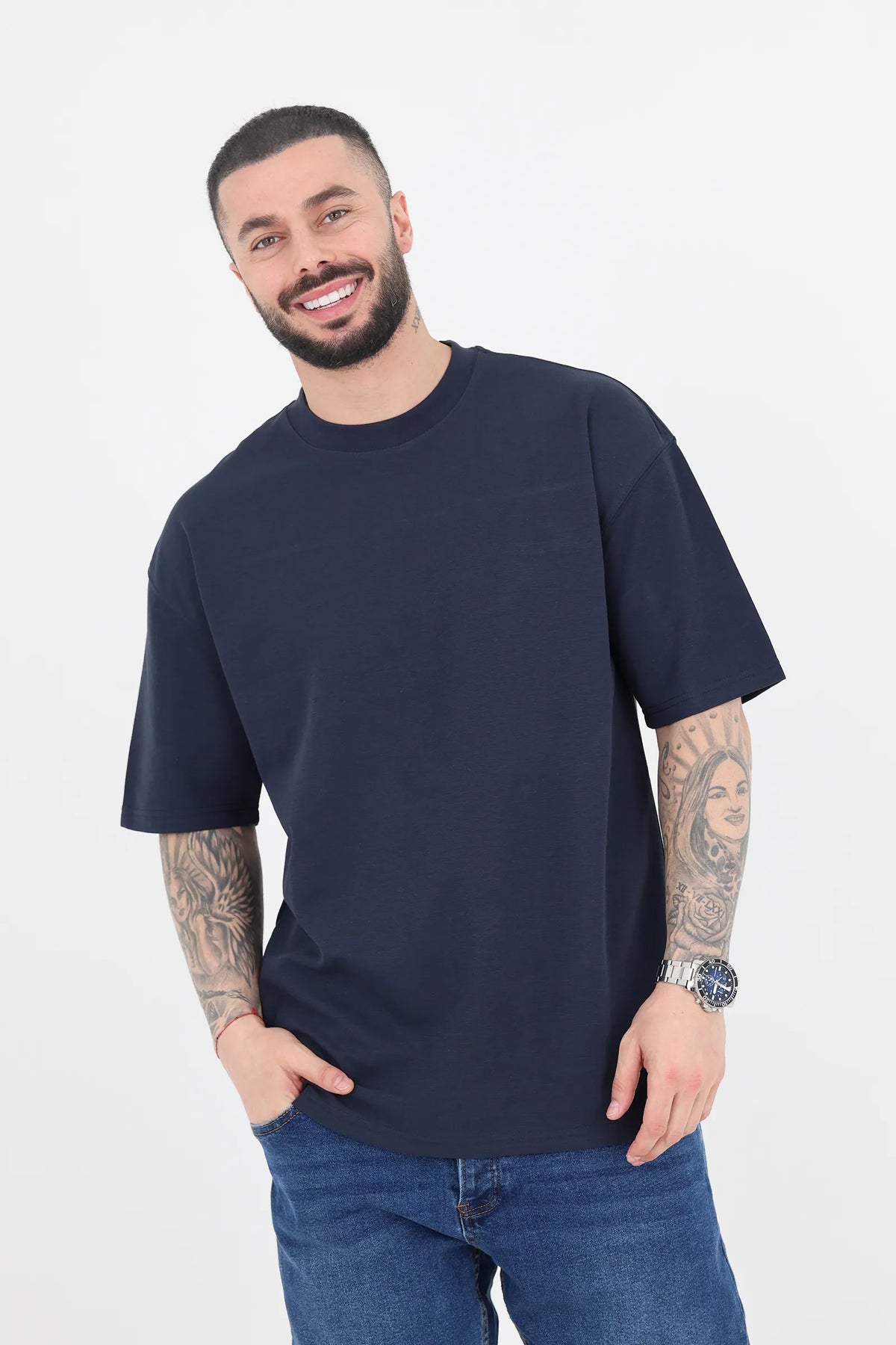 Maice relaxed shoulder