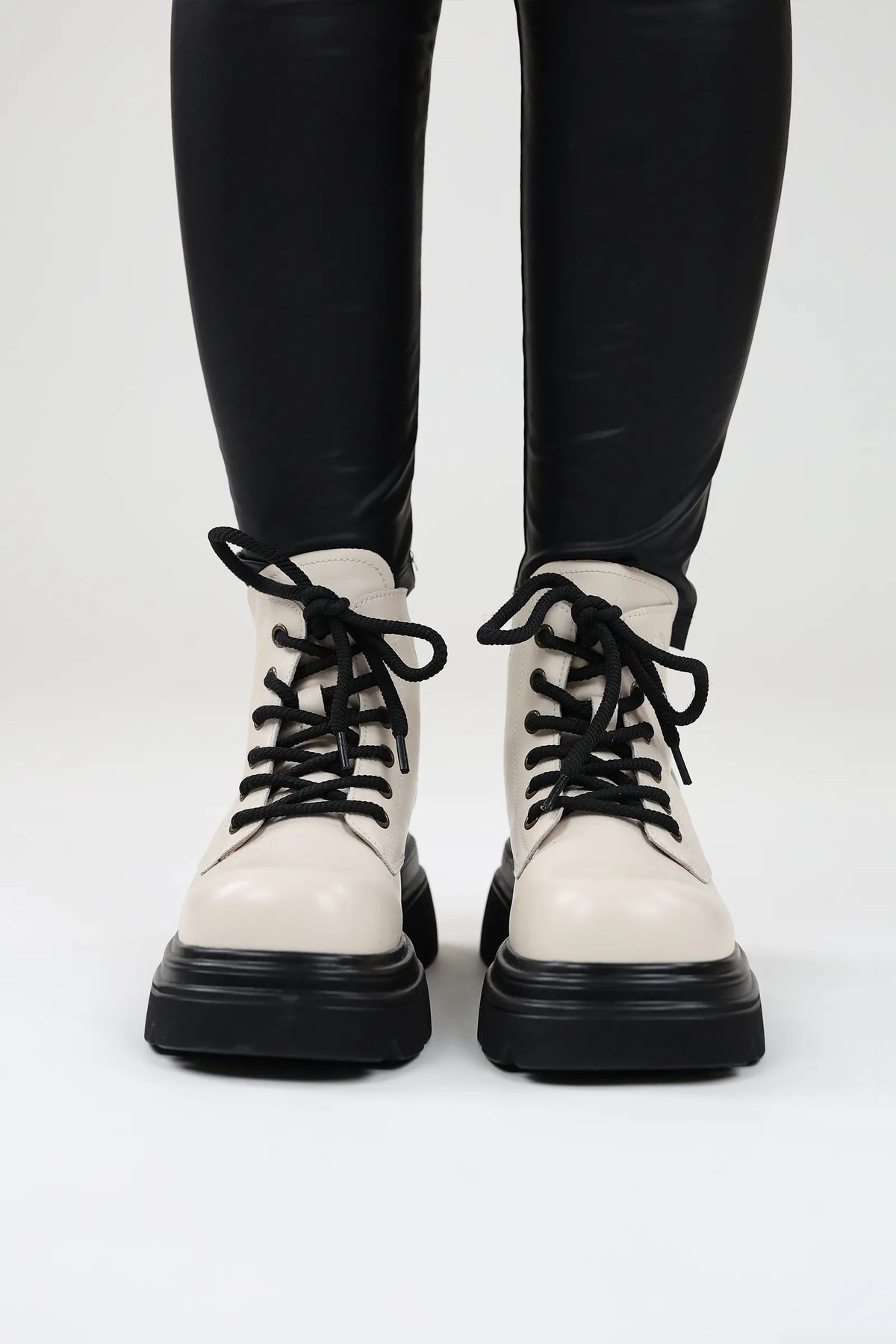 Çizme black laced