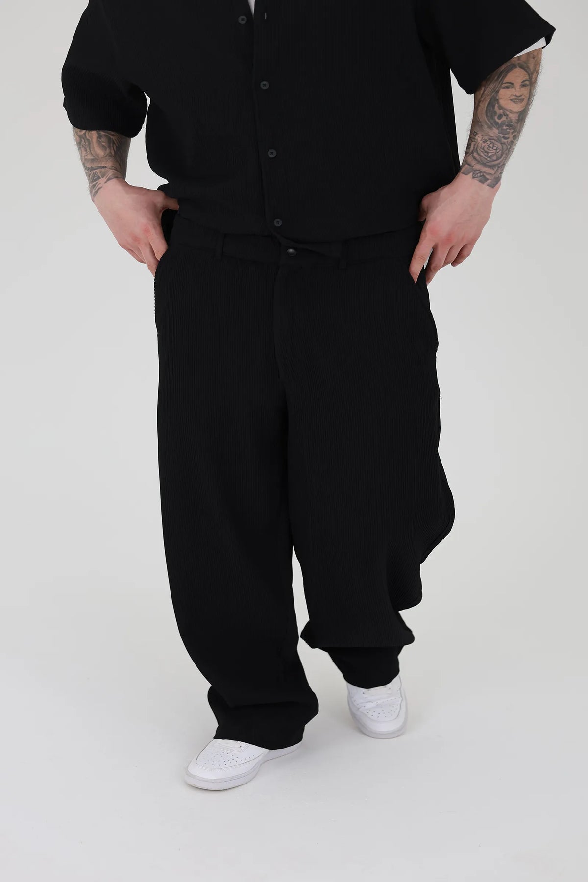 Pantallona wide leg