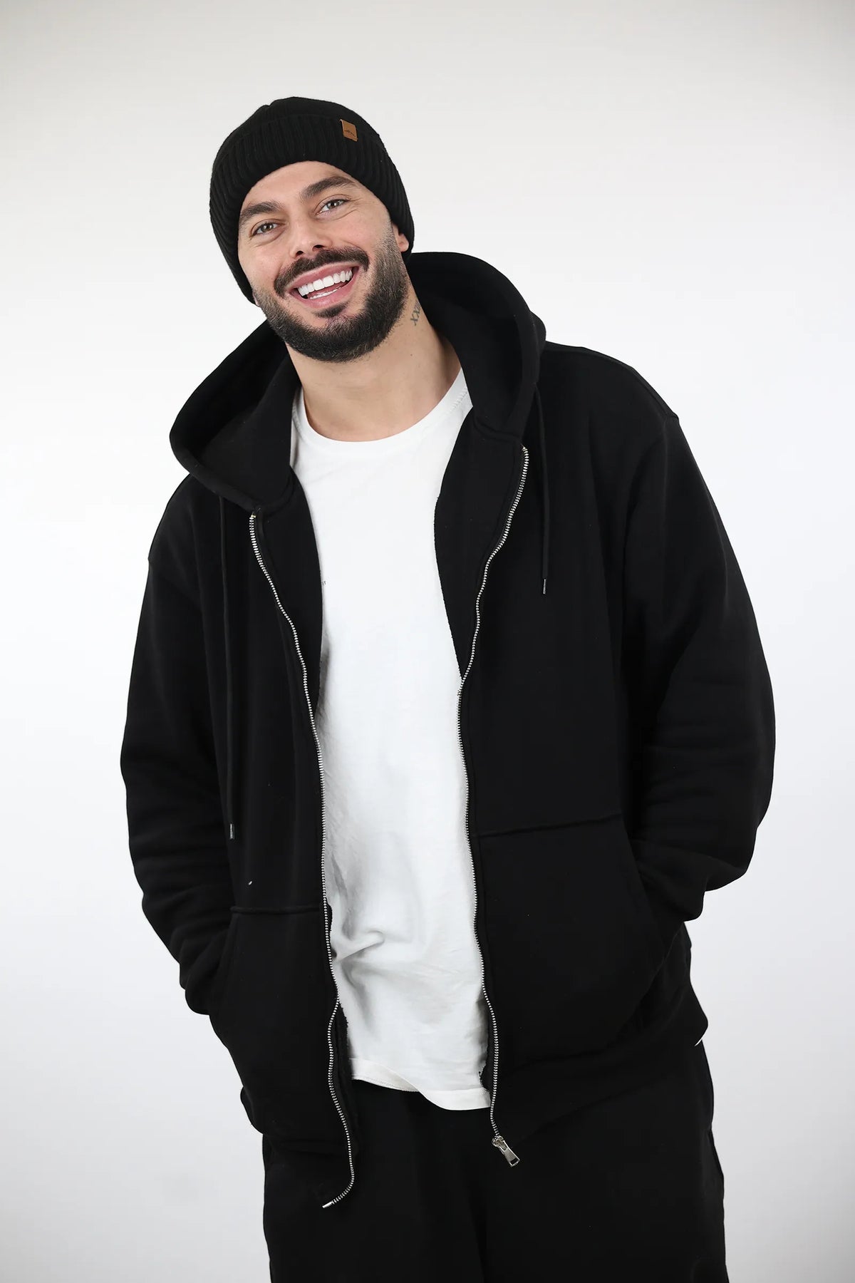 Kapuq fleece lined knit