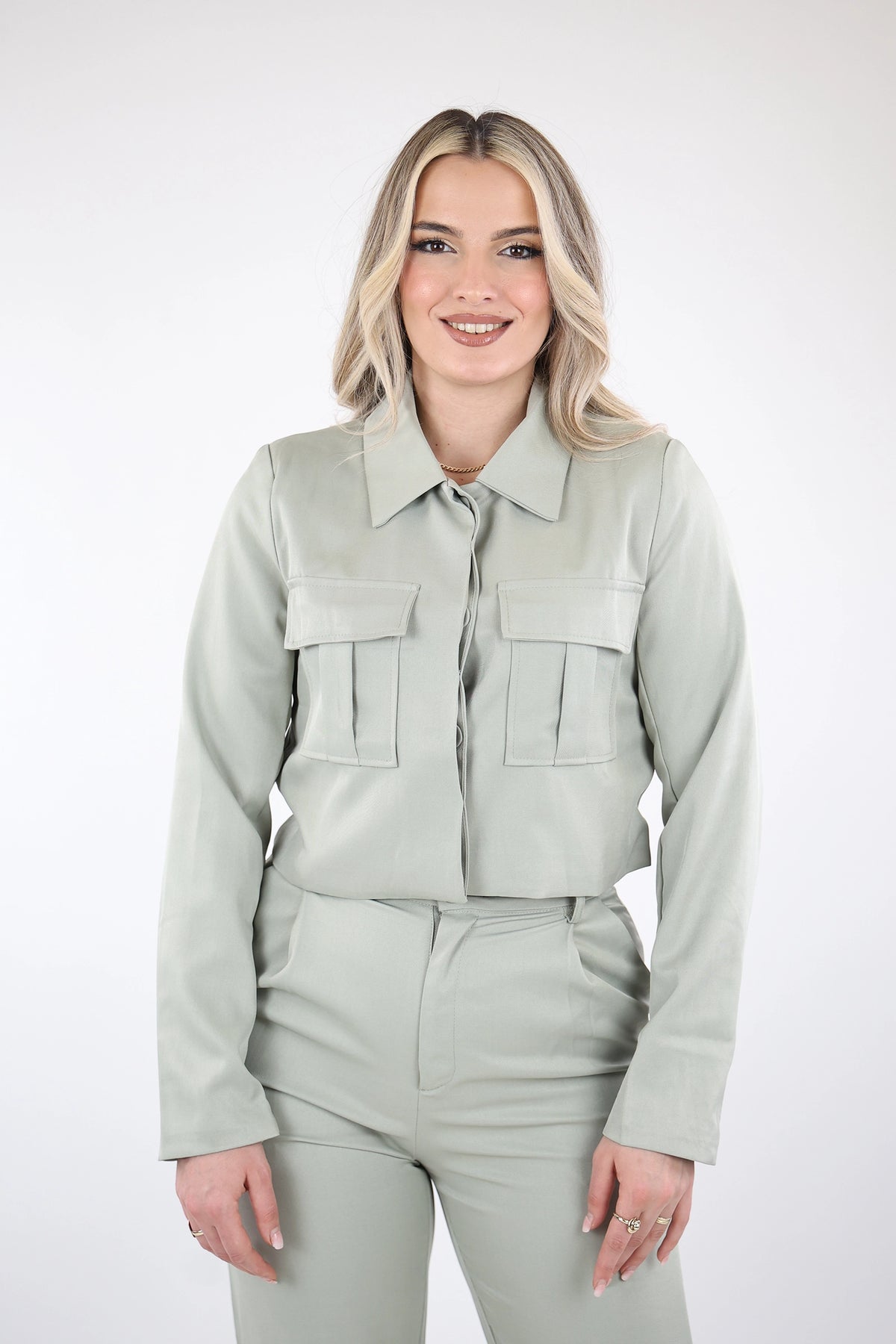 Kemishe pocket crop