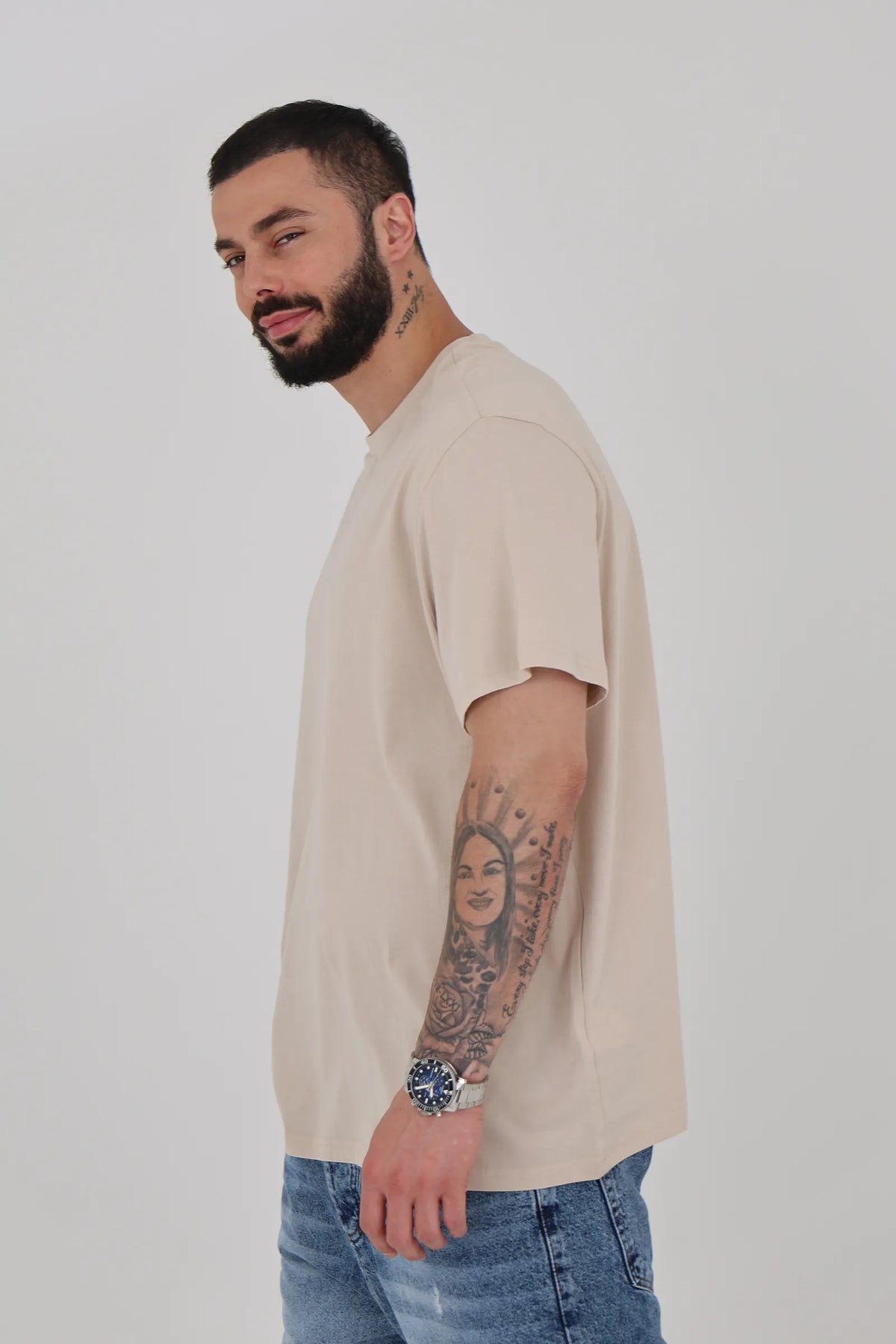 Maice under shirt