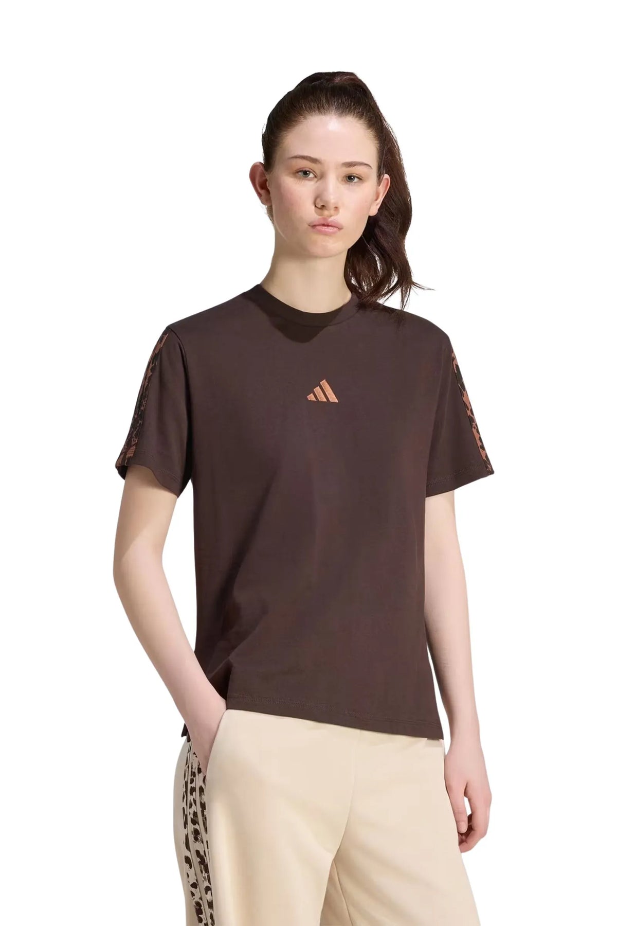 Maice adidas remera seasonal essentials animal print 3 tiras KV9298