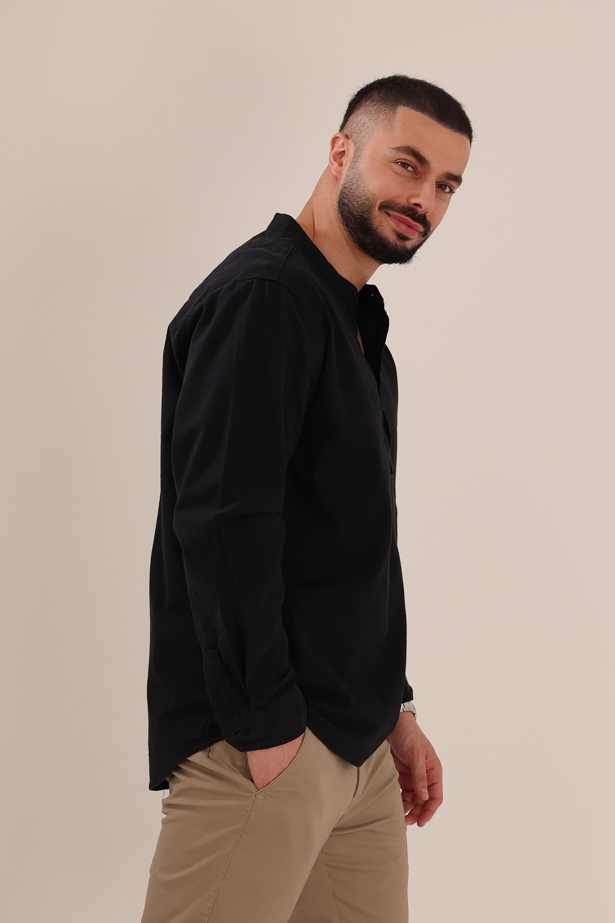 Kemishe Collar Popover