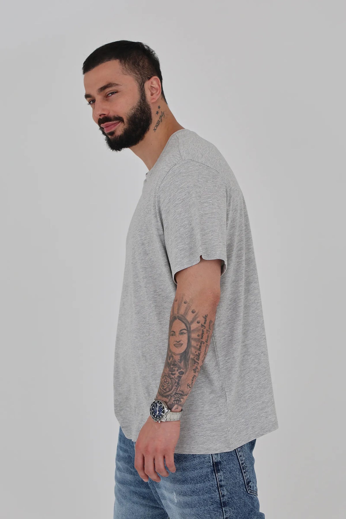 Maice under shirt