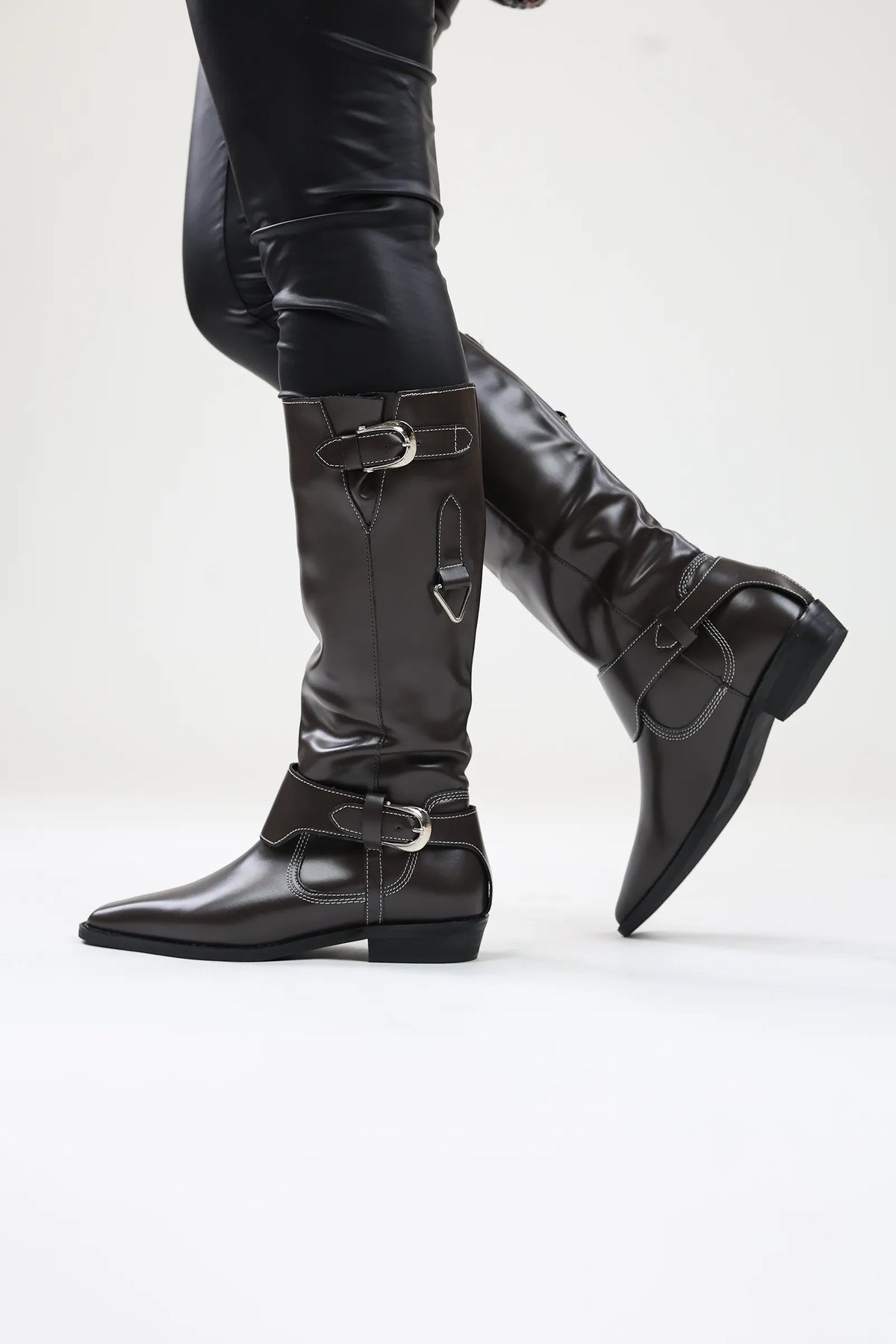 Çizme black must haves