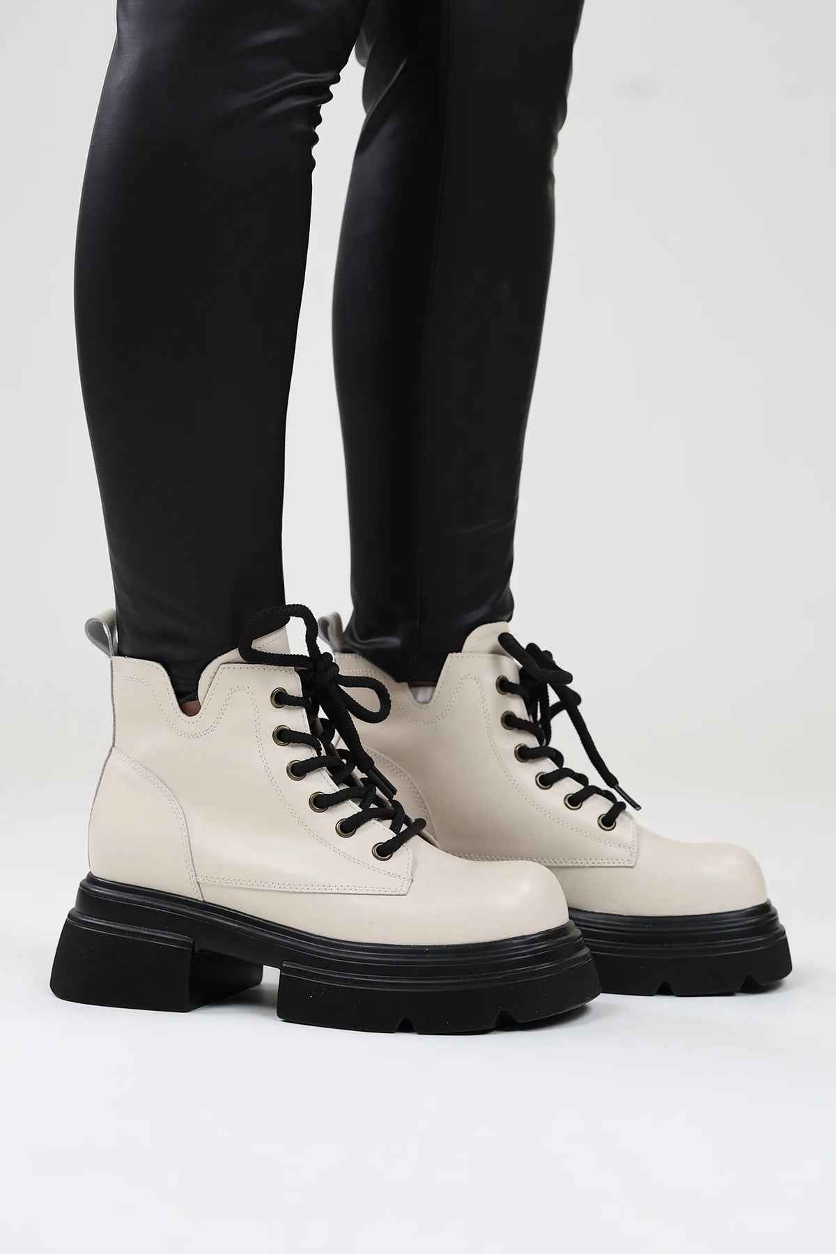 Çizme black laced