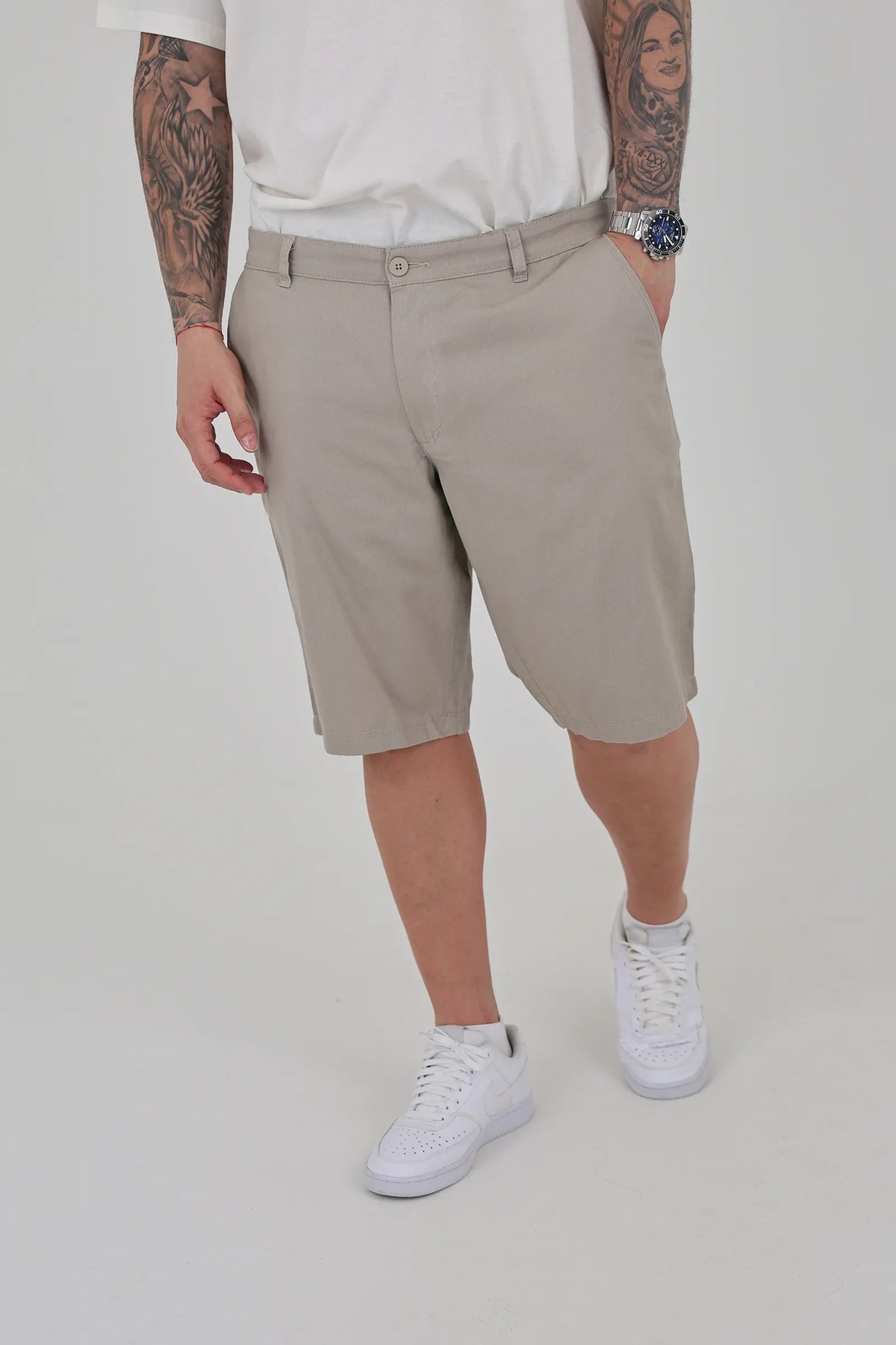 Pantallona dennis chino