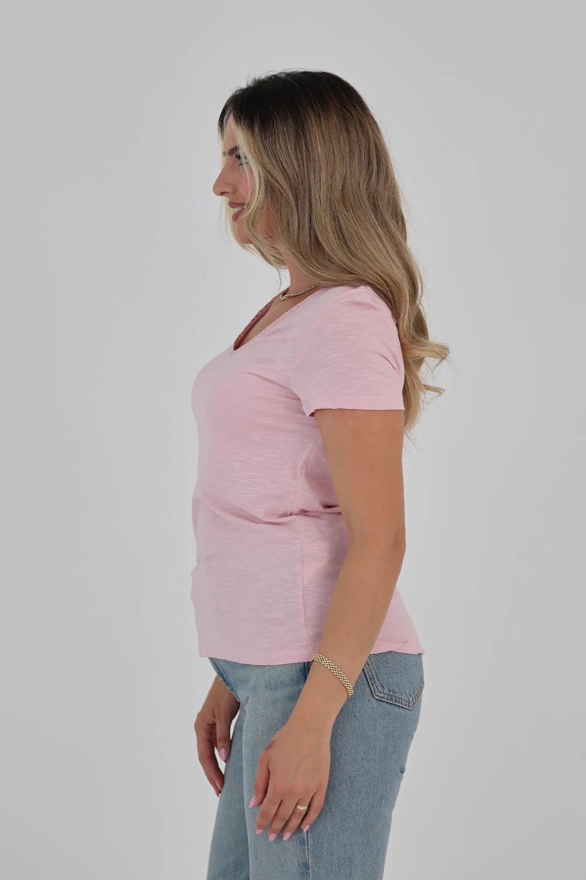 Maice v neck tee