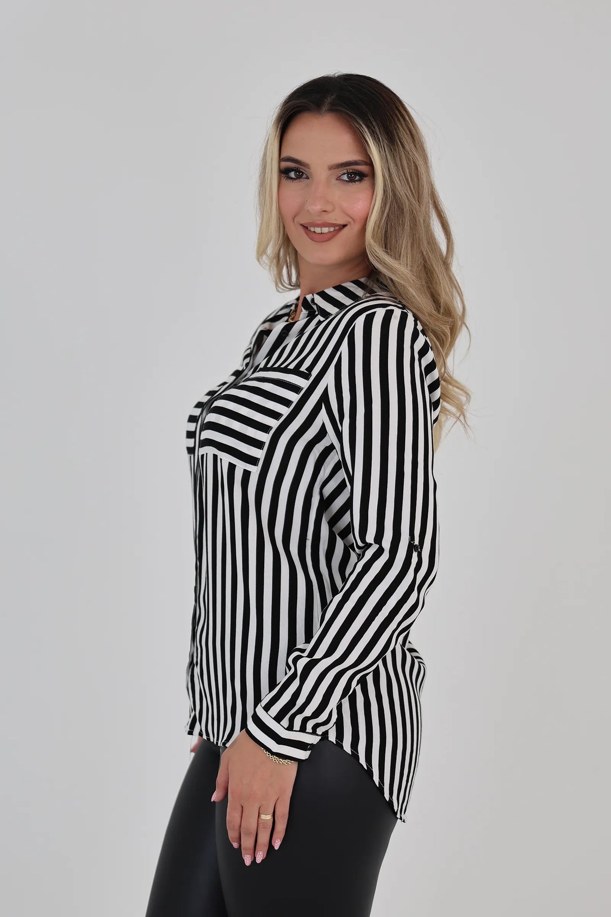 Kemishe striped top