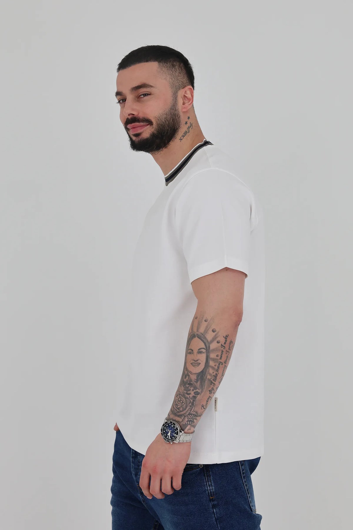 Maice contrast ribbed neck