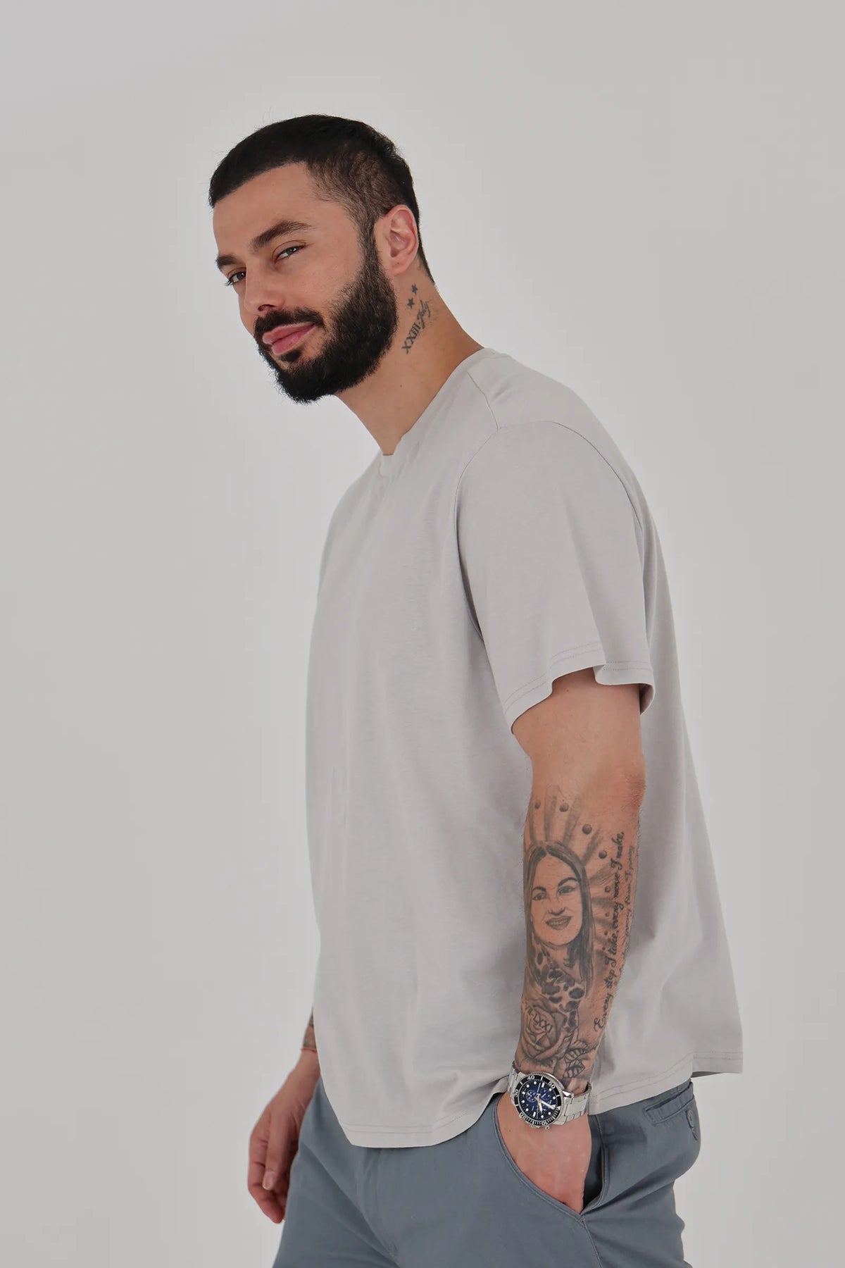 Maice under shirt