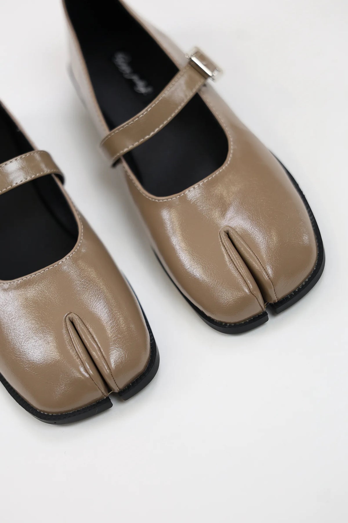 Kepuce split toe