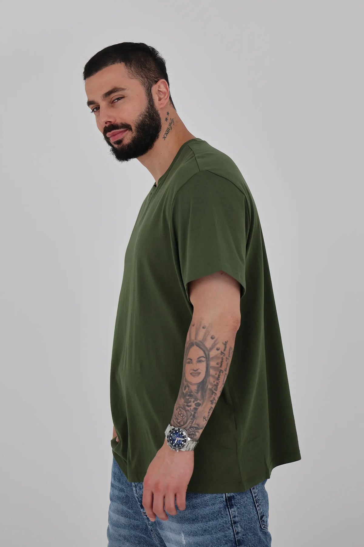 Maice under shirt