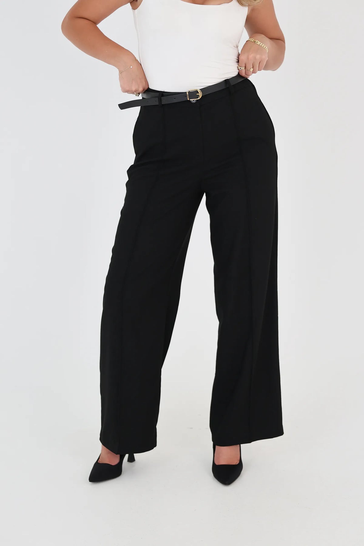 Pantallona with belt