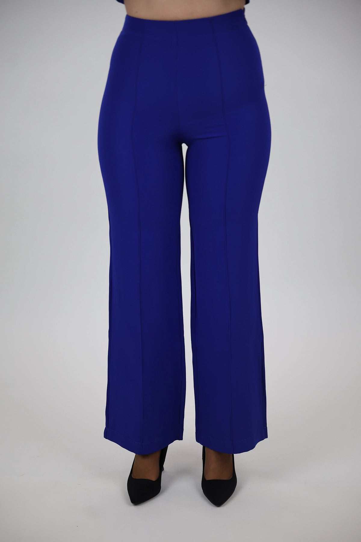 Pantallona flare trousers
