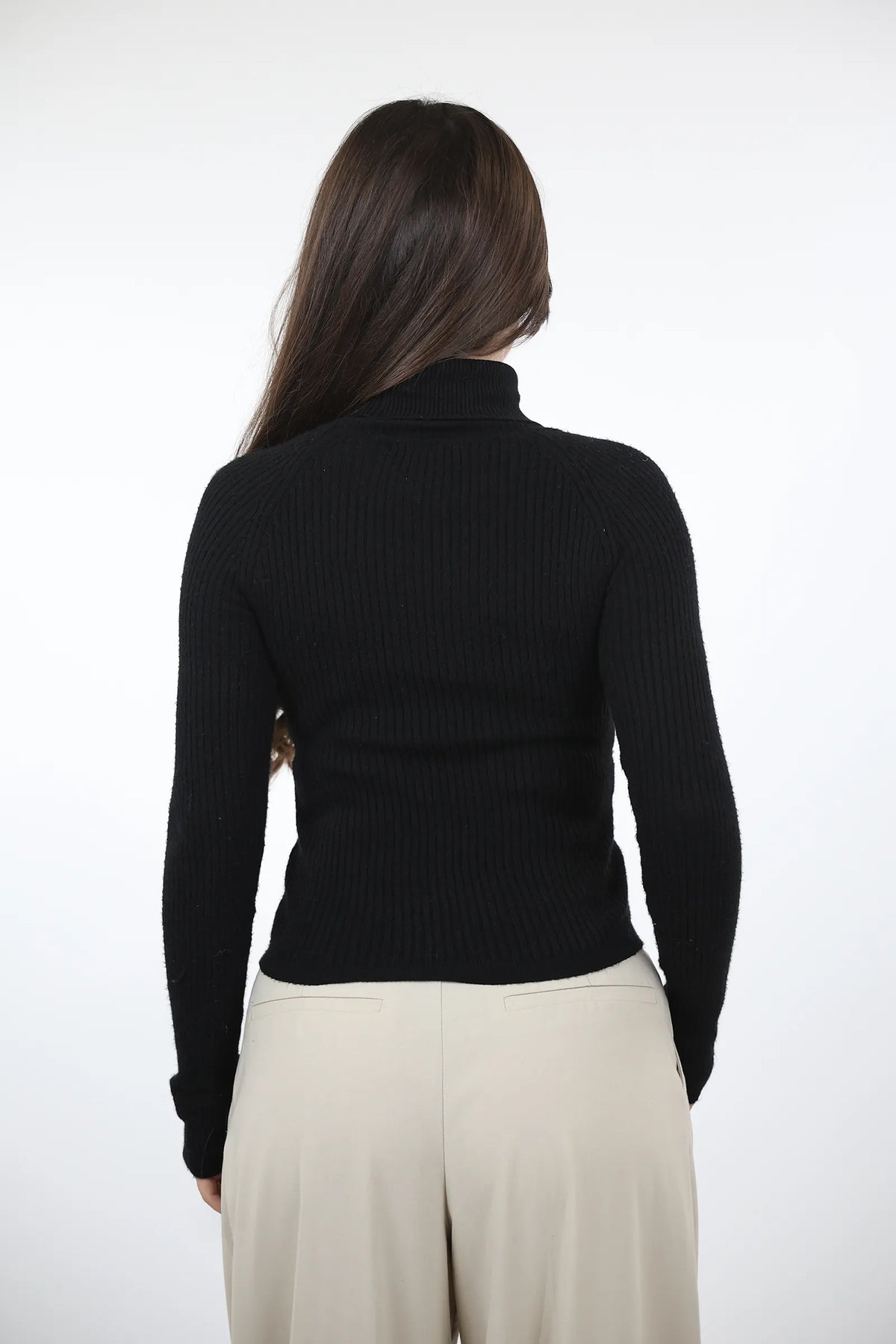 Rrollke fitted rib-knit