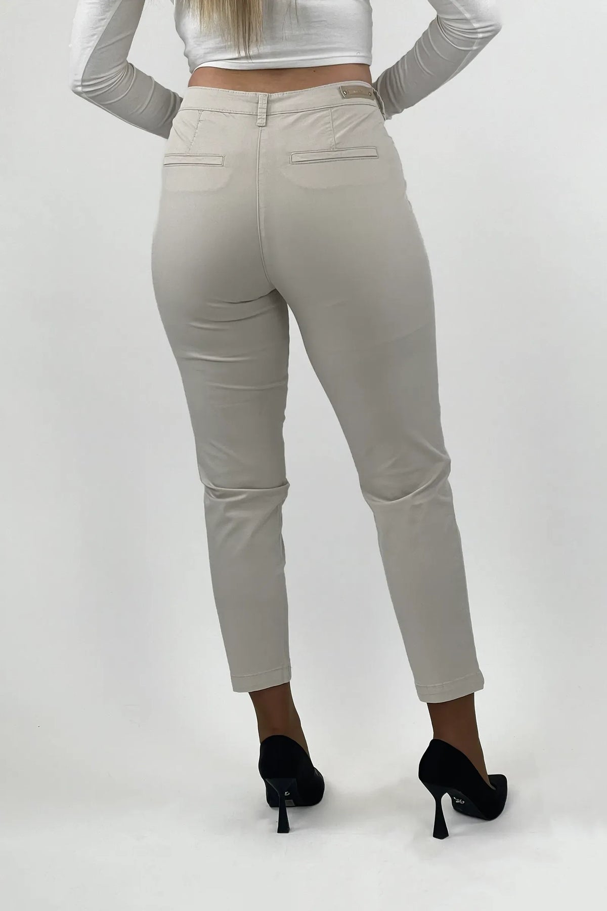 Pantallona soft beige