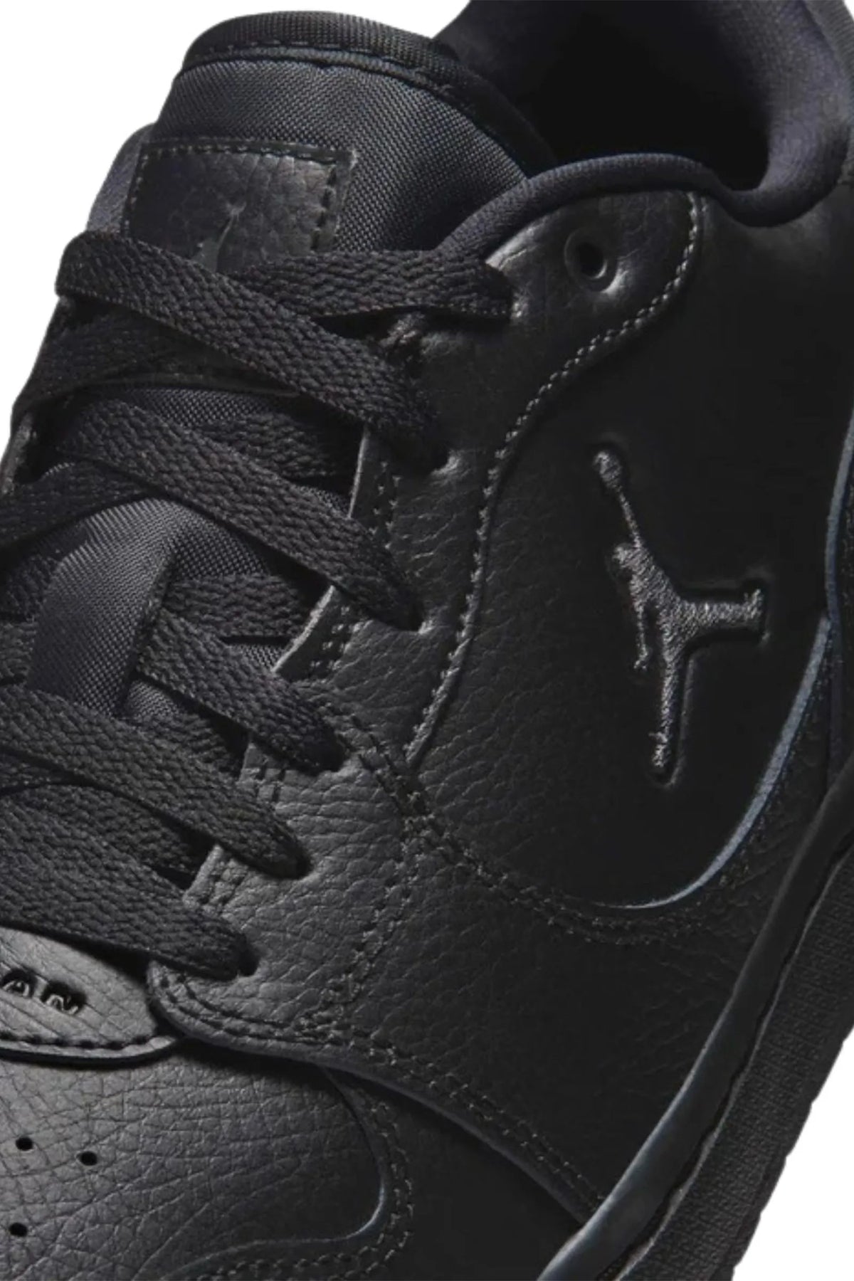Jordan court connect low IQ5698-006