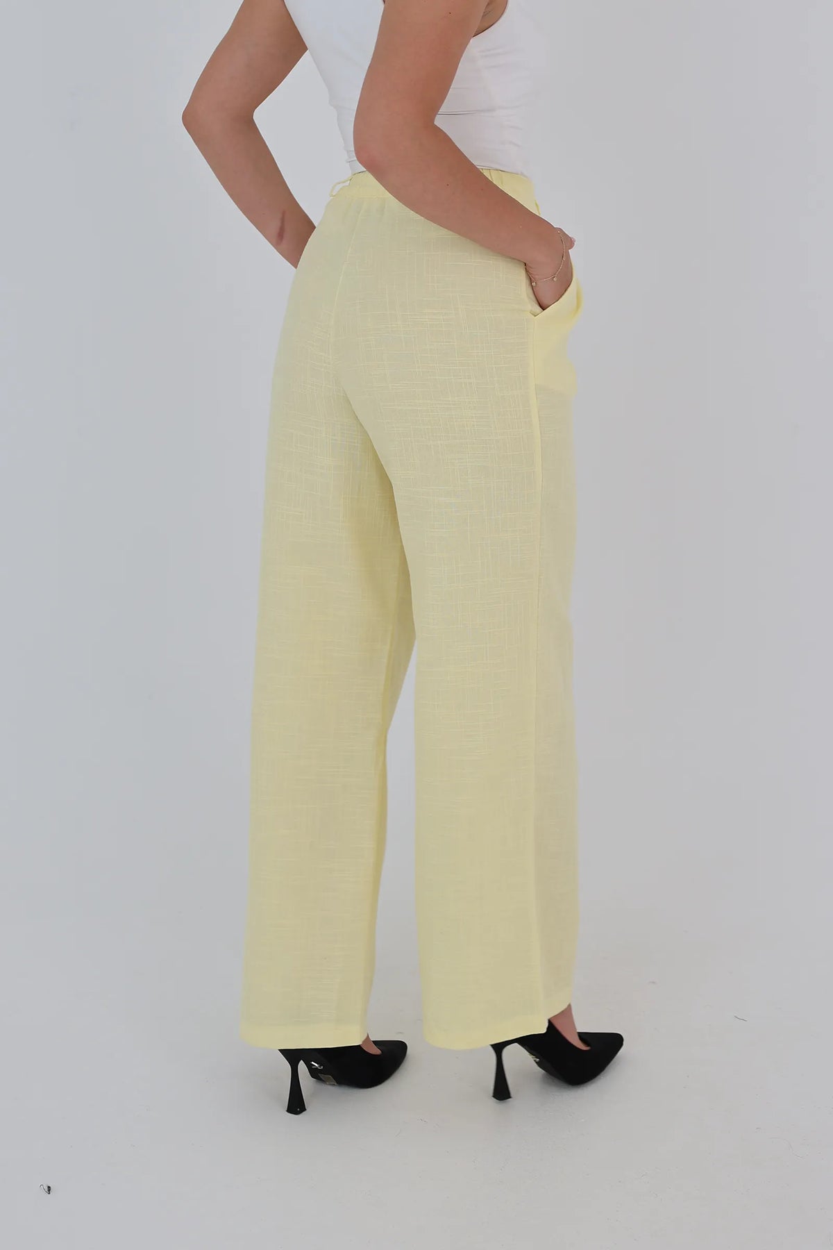 Pantallona polished & chic