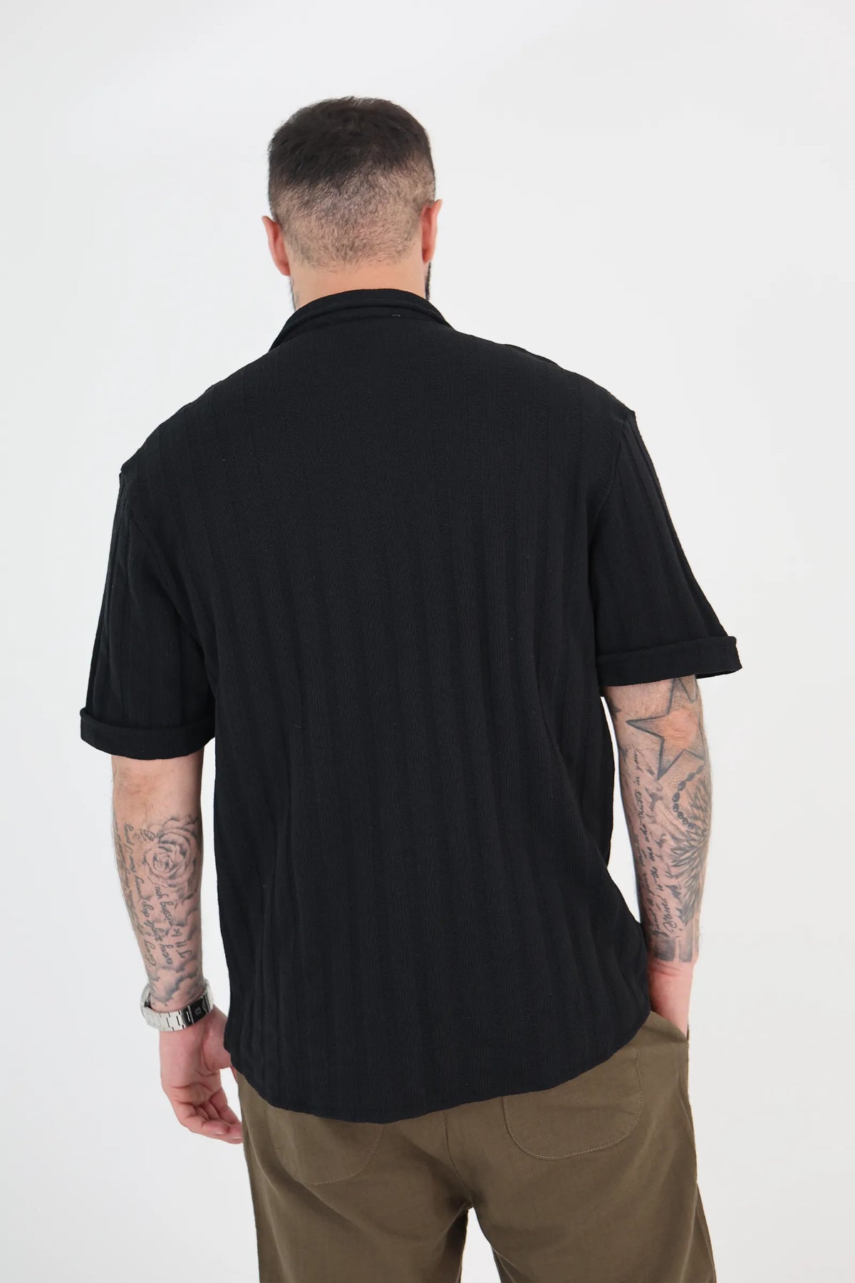 Kemishe holiday shirt