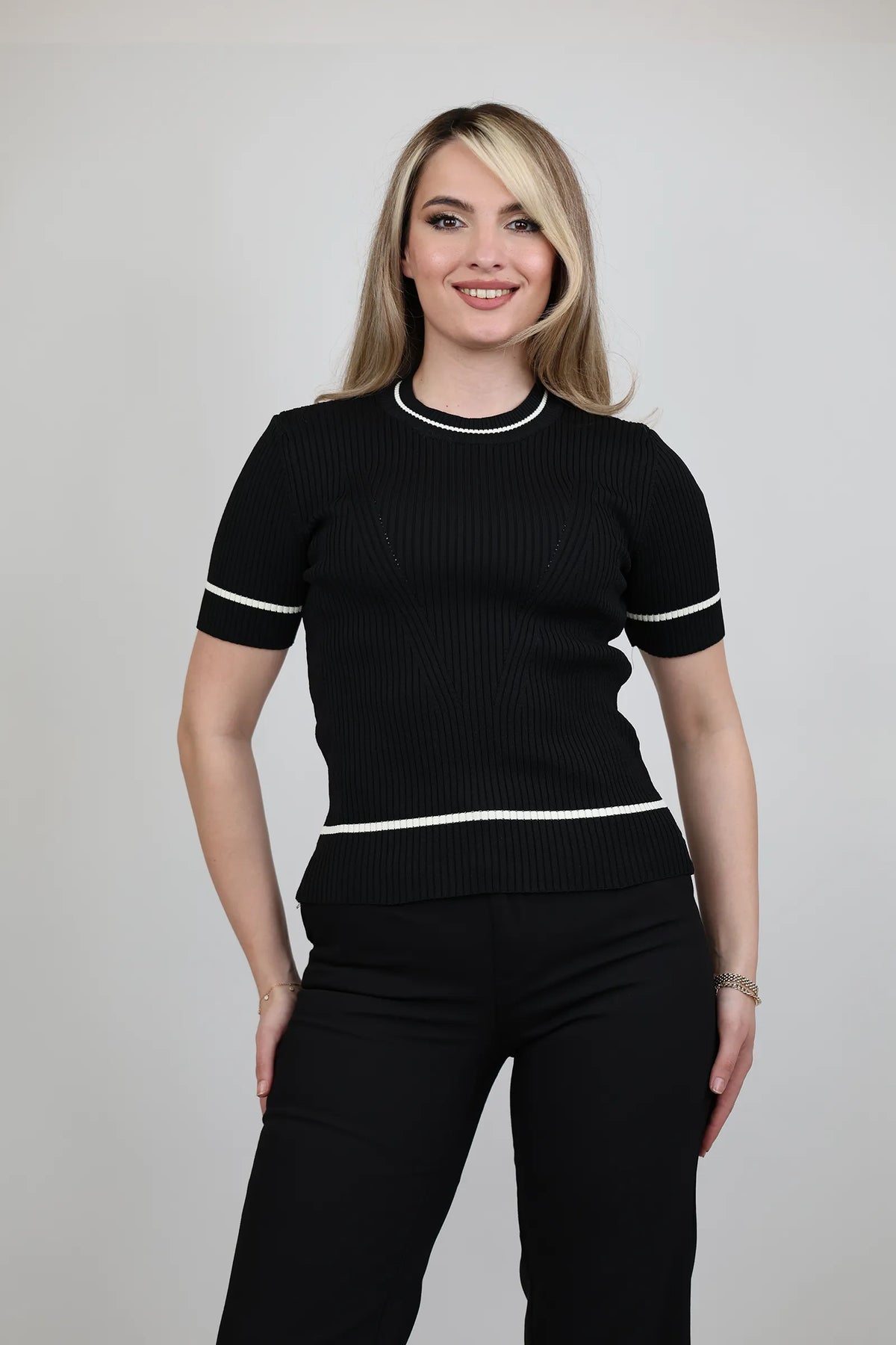 Maice stripe detail