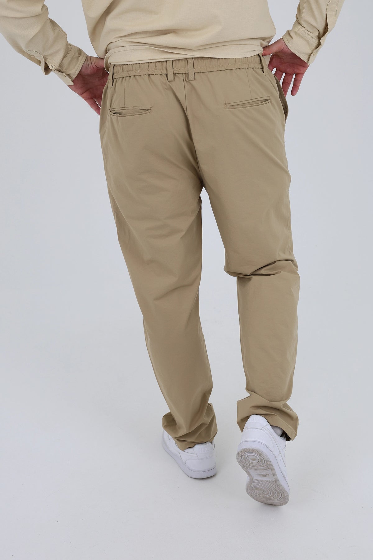 Pantallona loose fit linen