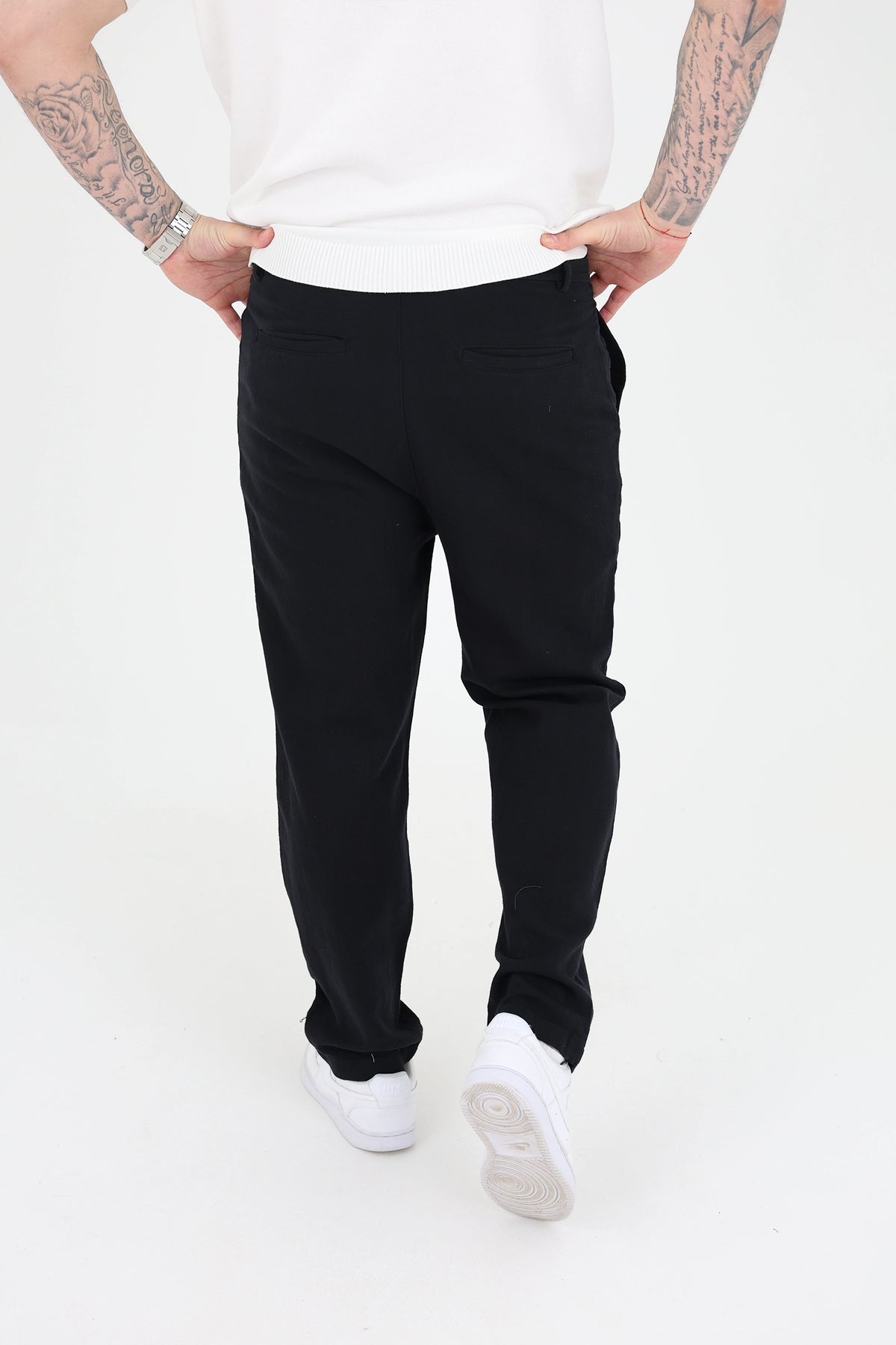 Pantallona form pleat