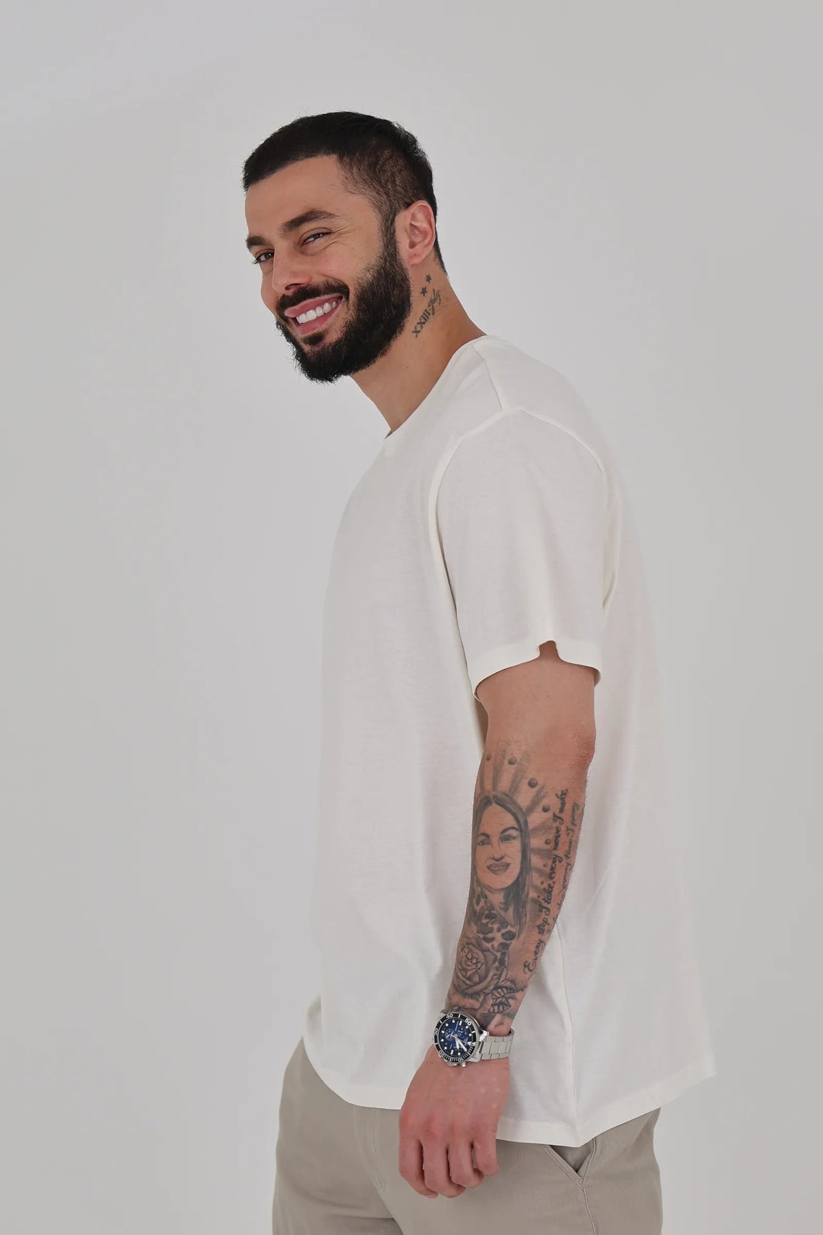 Maice under shirt