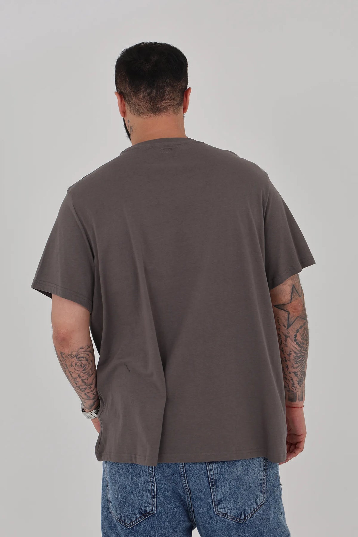 Maice under shirt