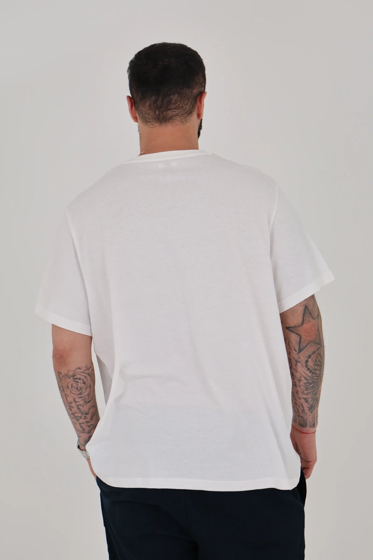 Maice under shirt