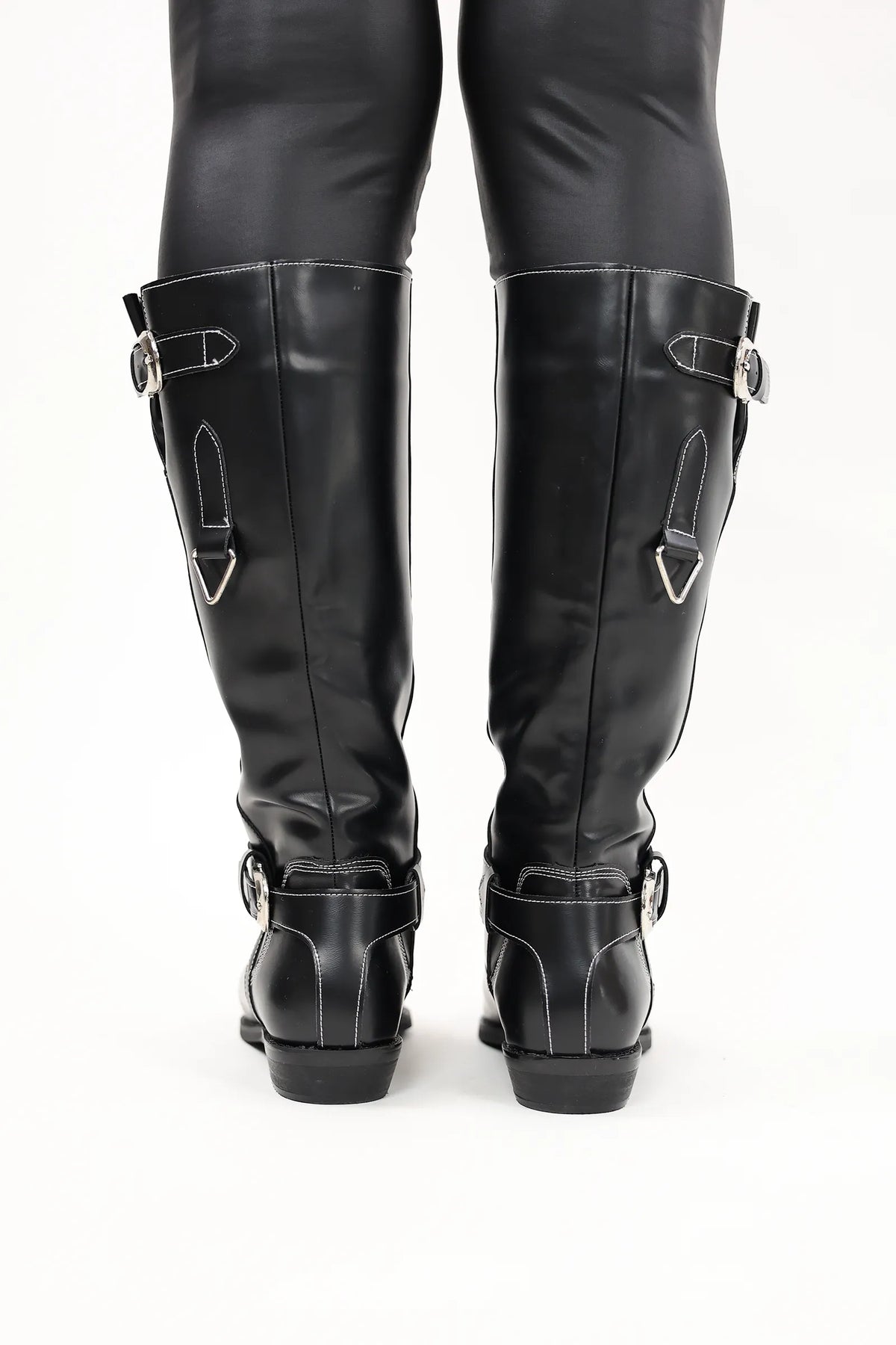 Çizme black must haves