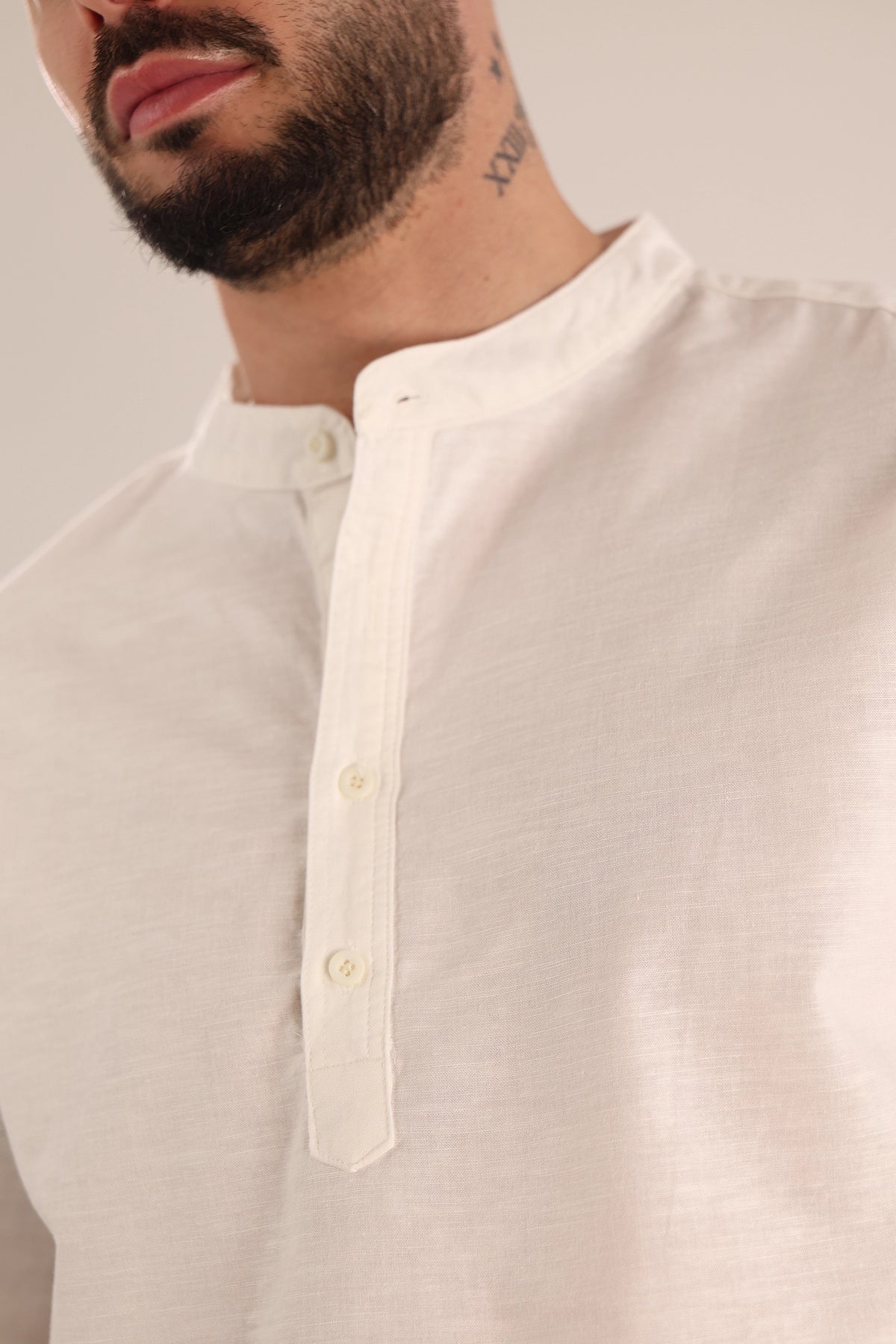 Kemishe Collar Popover