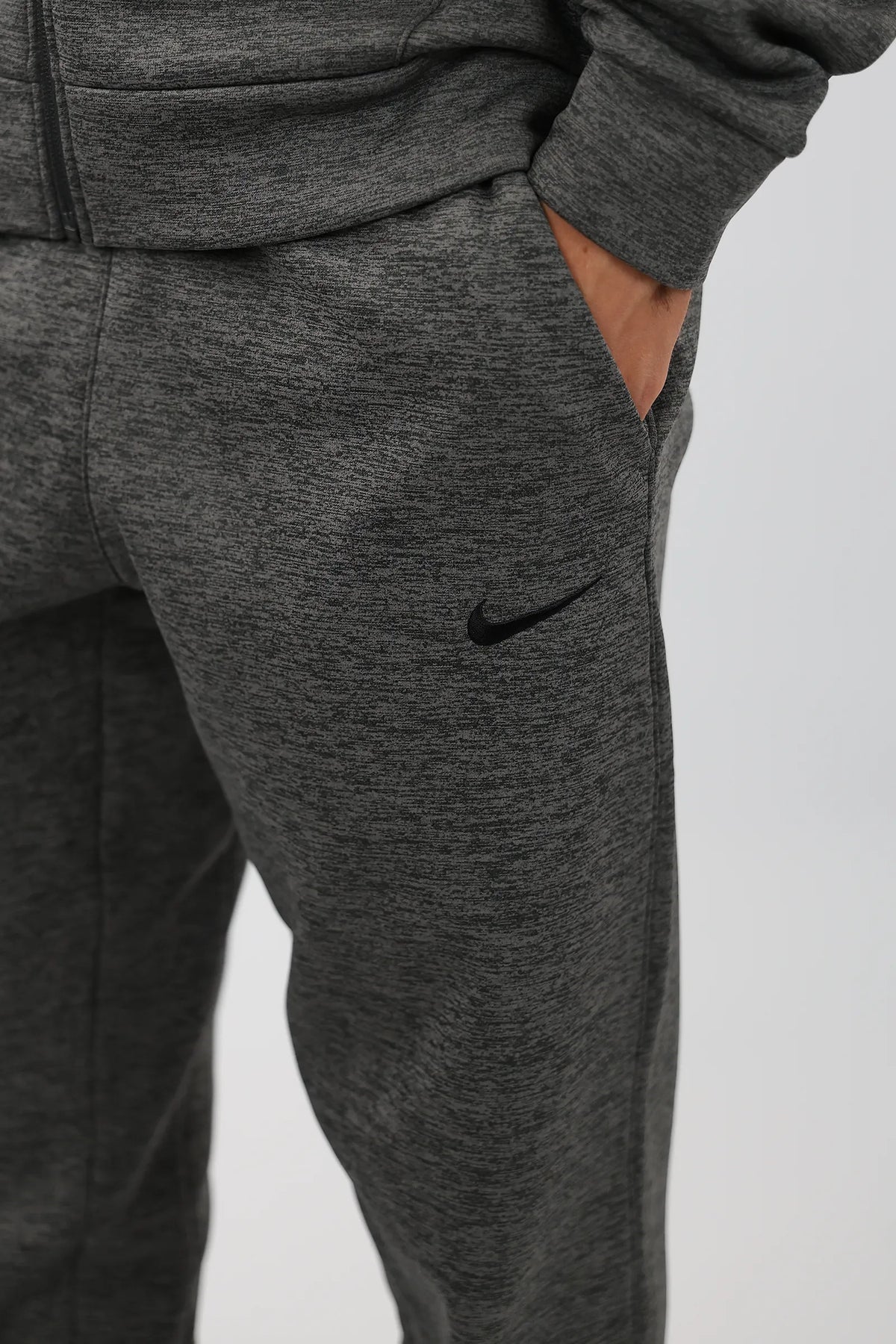 Trenerka nike therma fit training joggers DQ5405-071