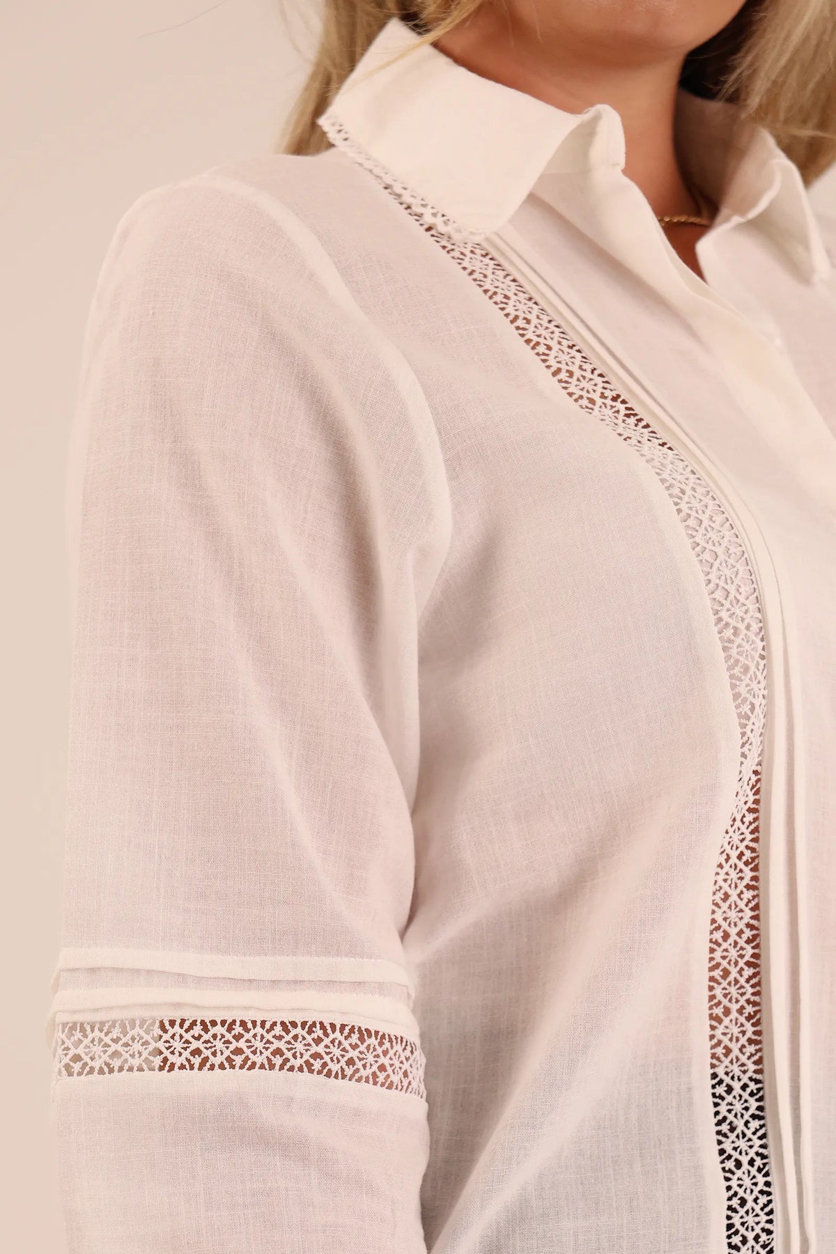 Kemishe lace panel