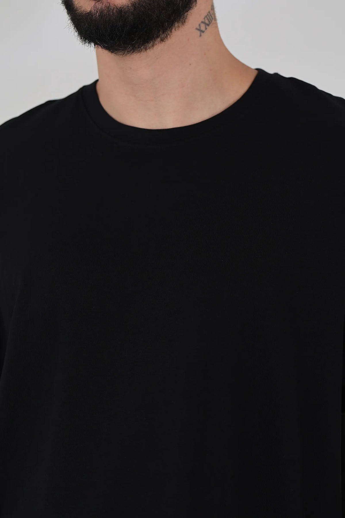 Maice under shirt