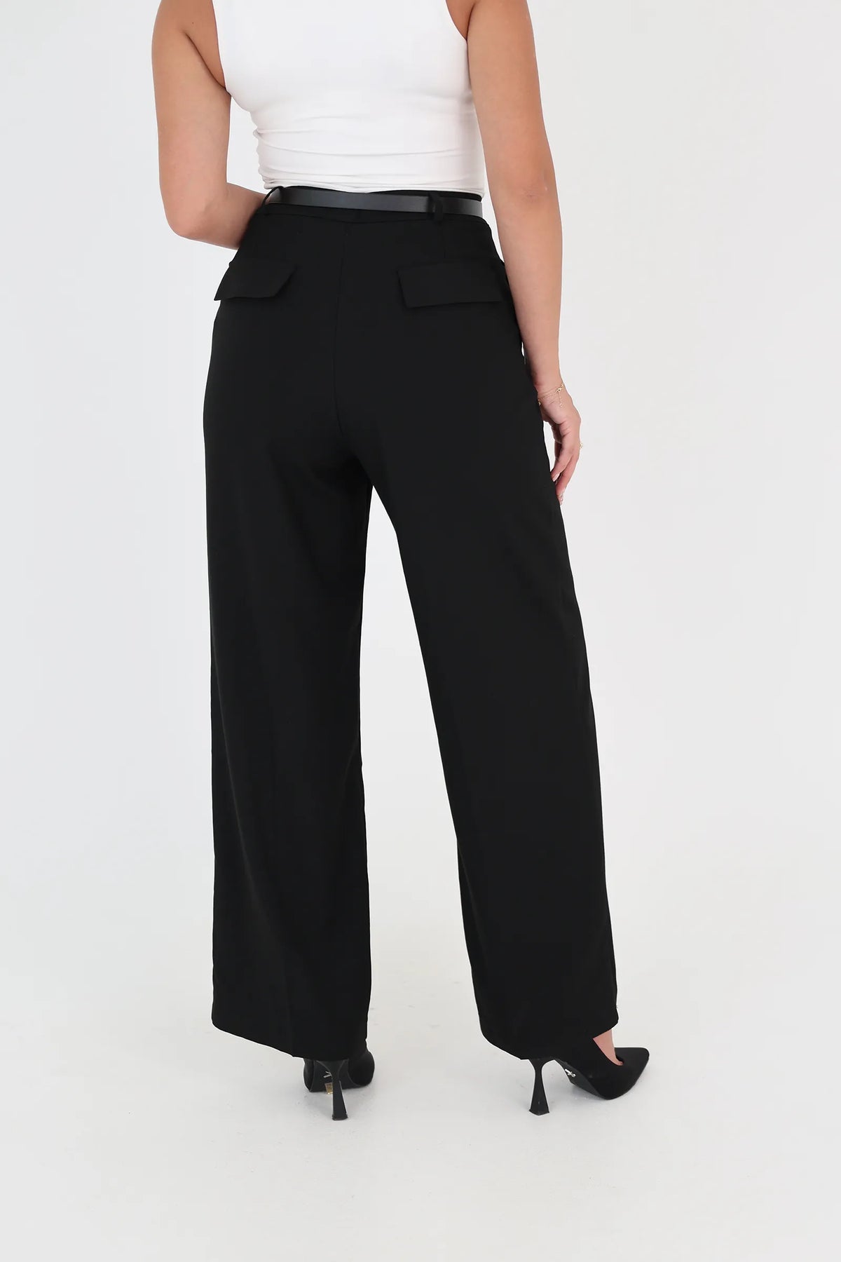 Pantallona with belt