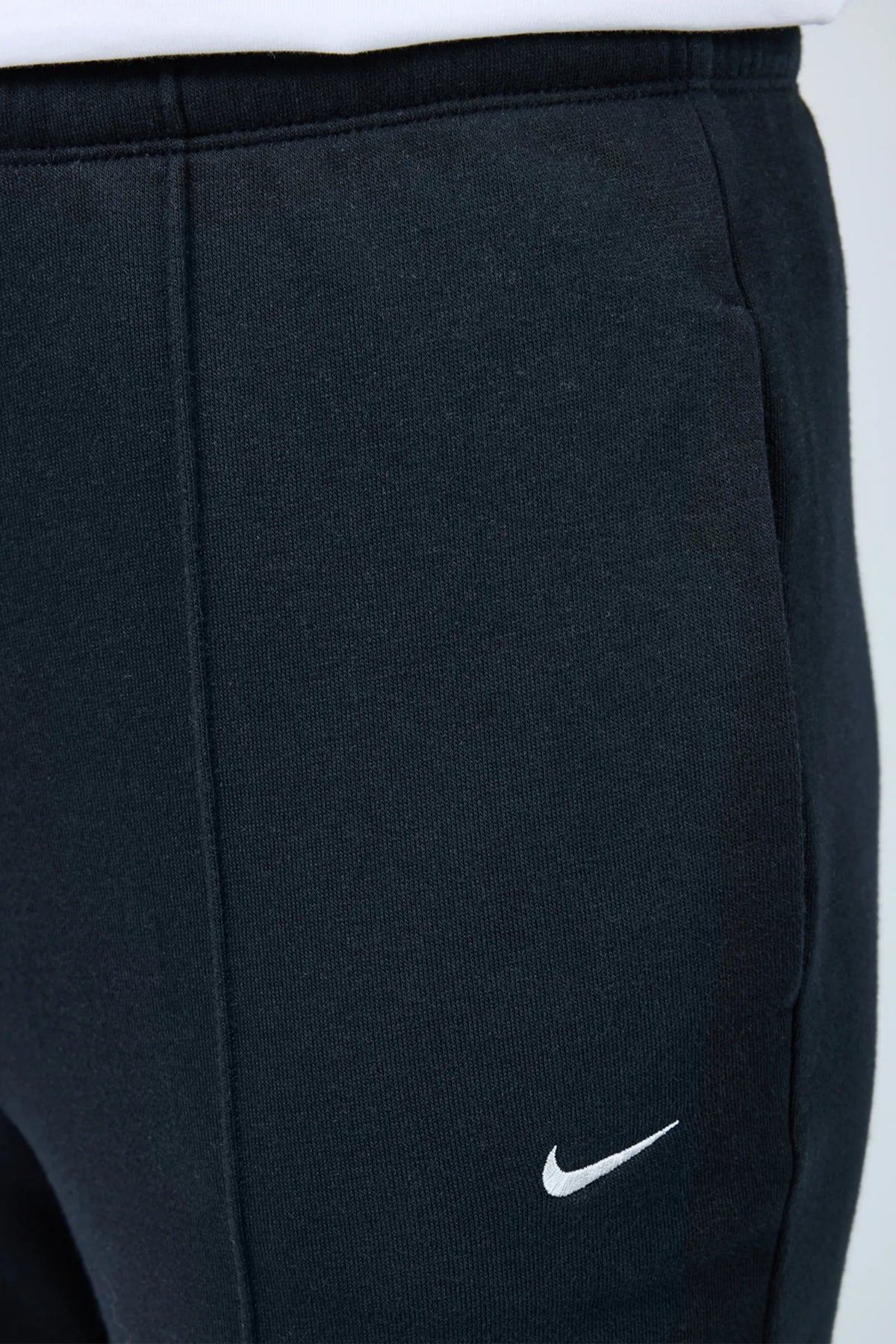 trenerka NIKE Terry Slim-Fit French Terry Fabric Women's Black Tracksuit Bottoms  FN2434-010