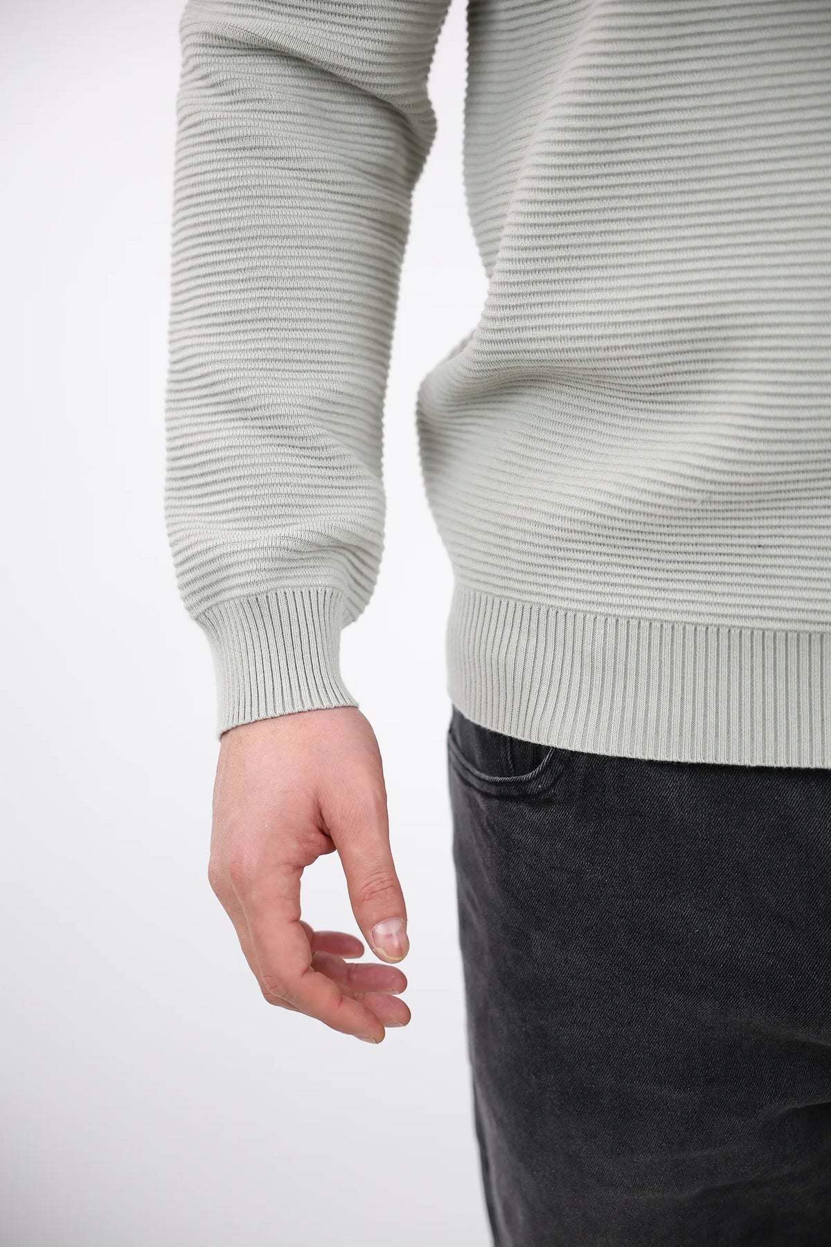 Xhemper crewneck