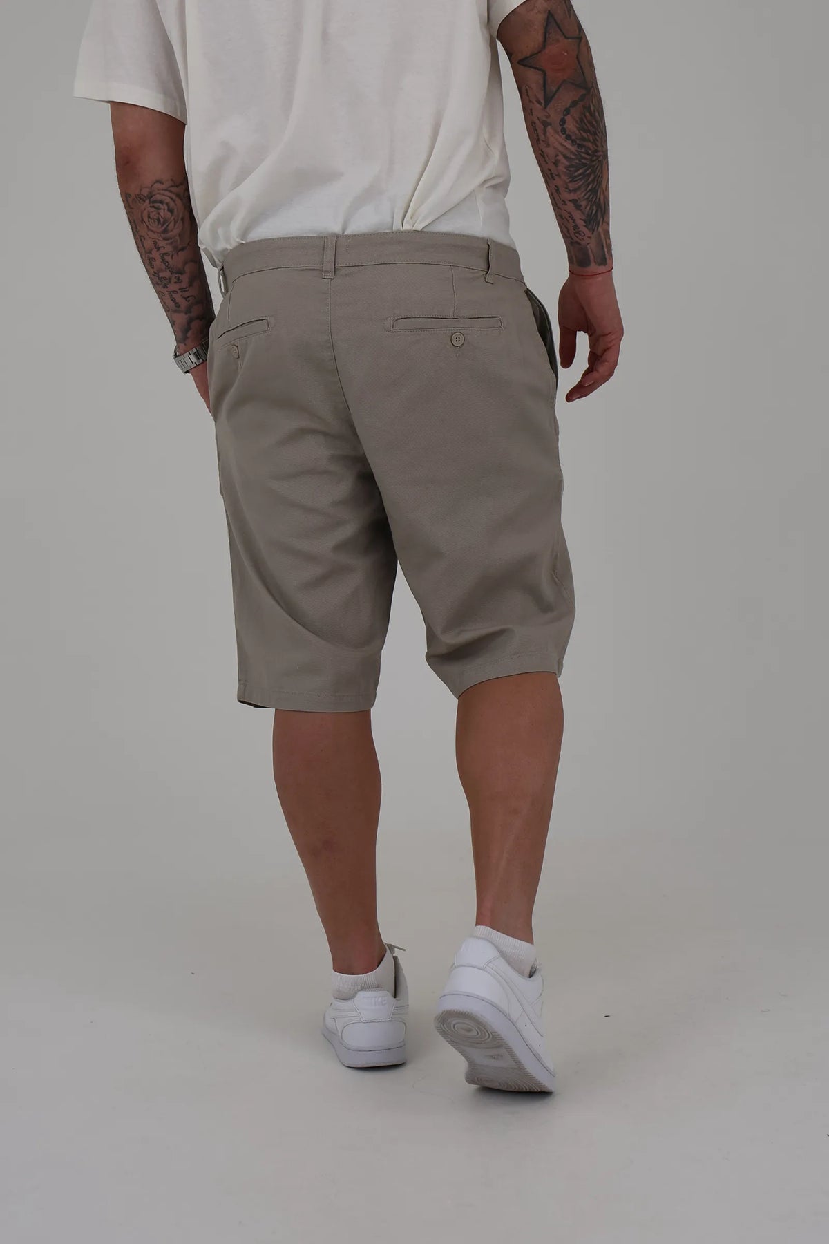 Pantallona dennis chino