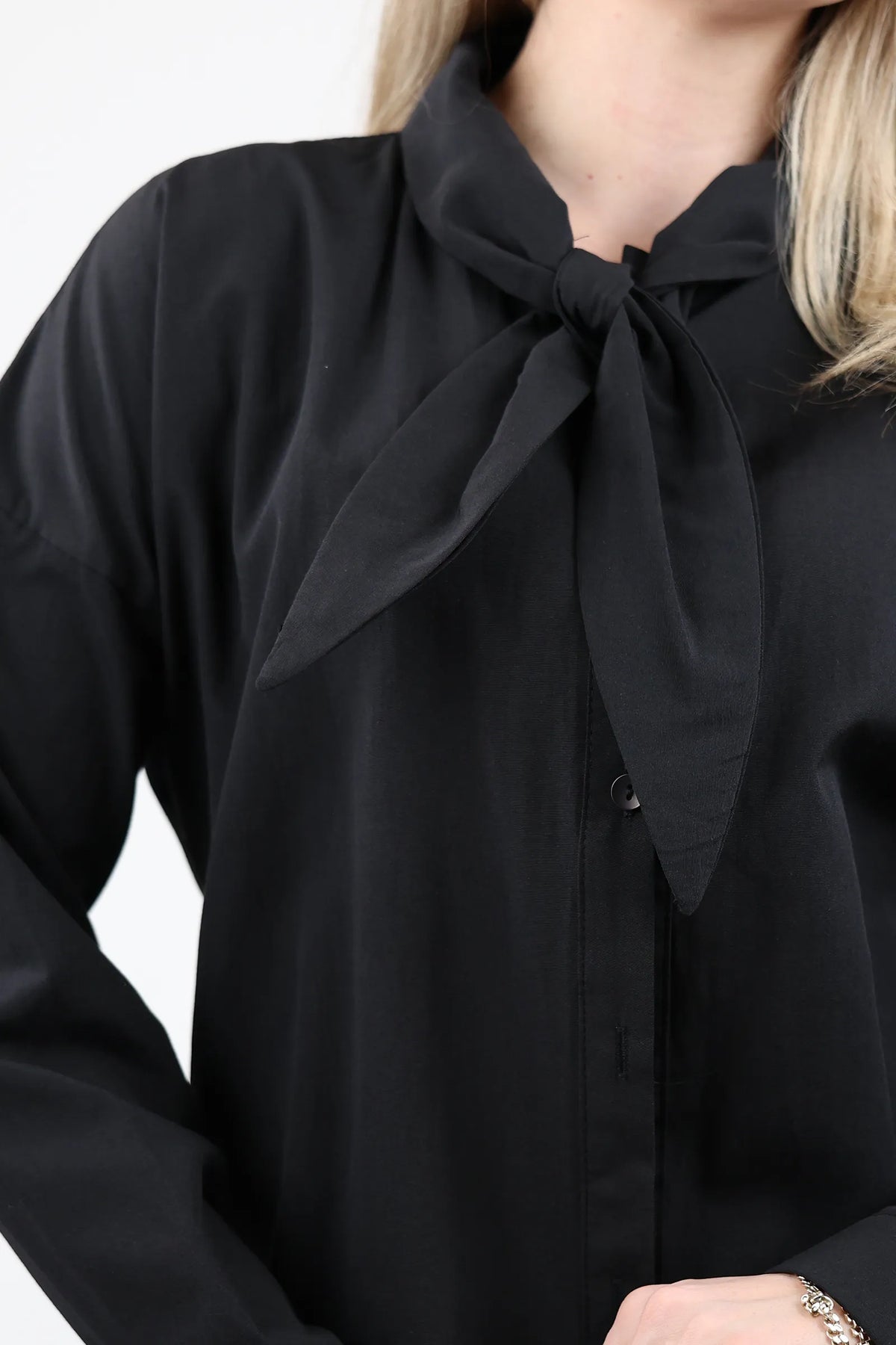 Kemishe tie-front