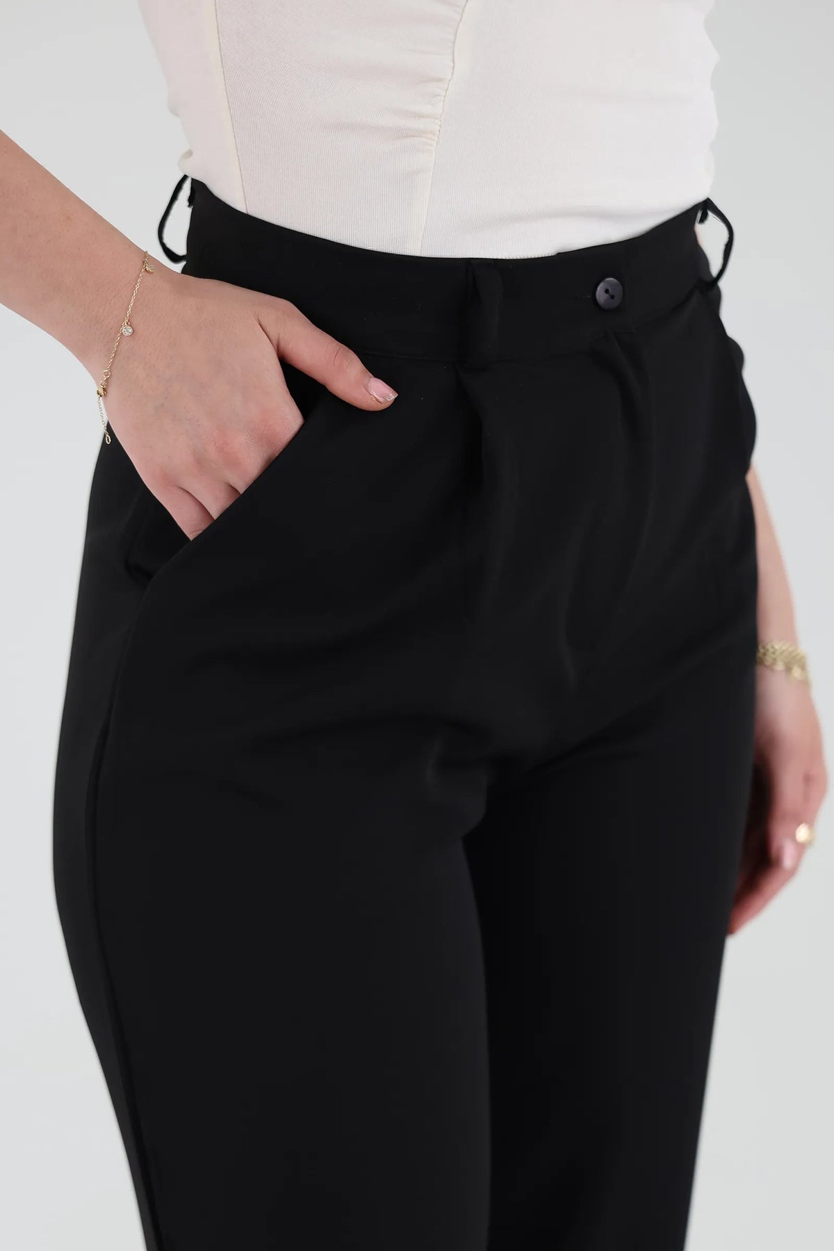 Pantallona wide leg