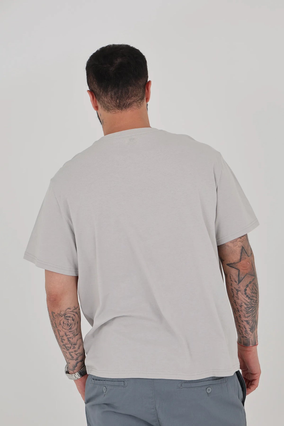 Maice under shirt