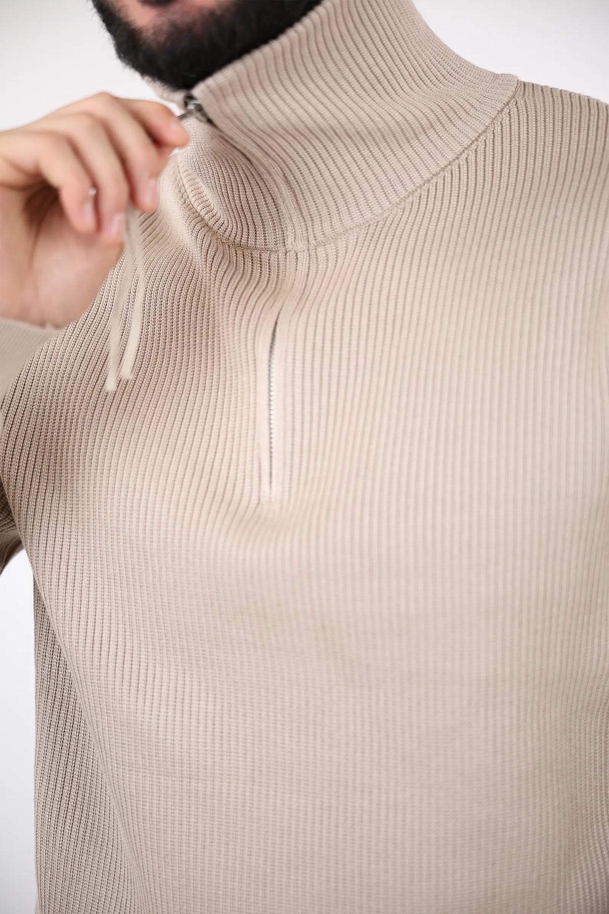 Xhemper funnel neck rib
